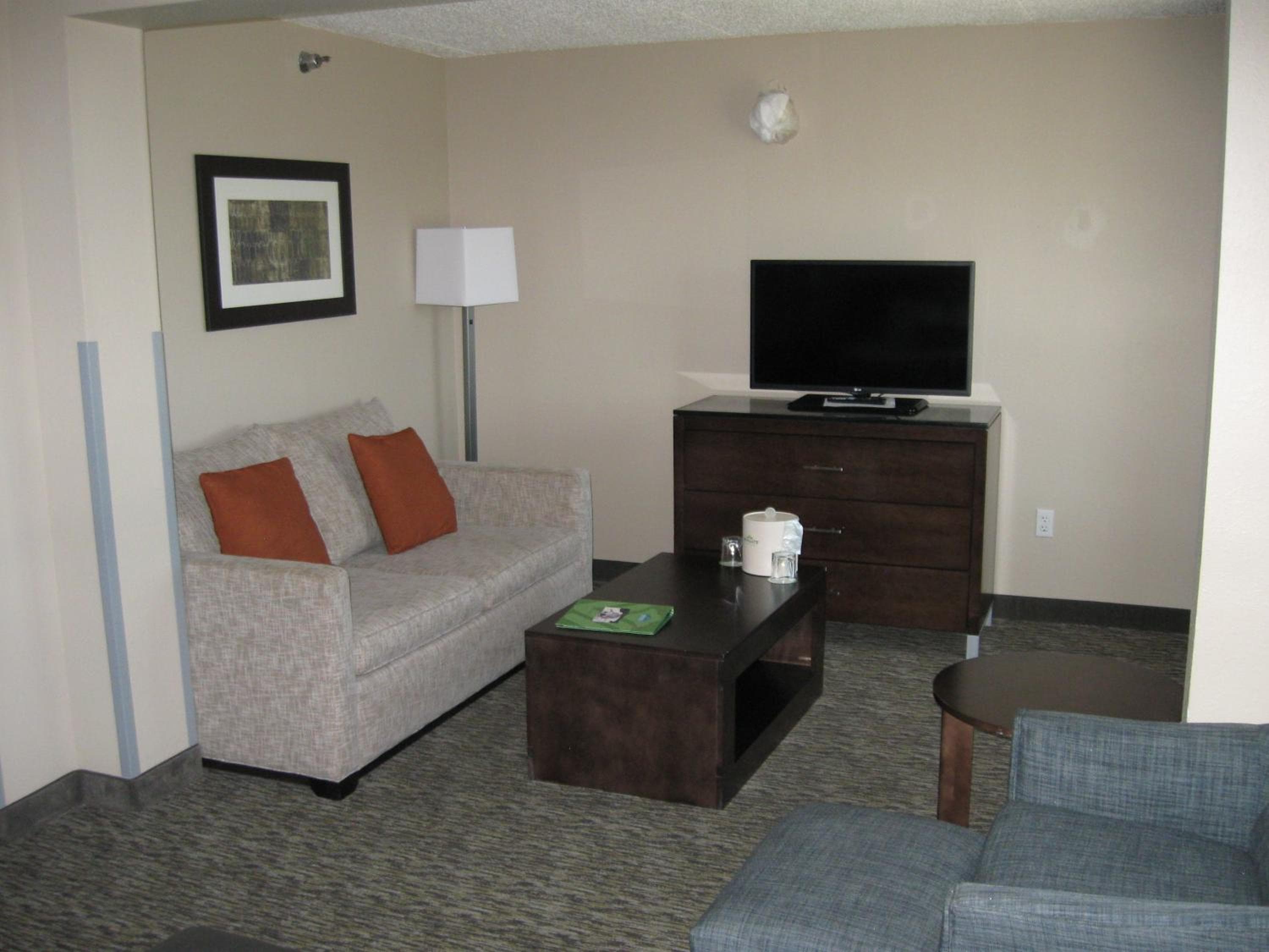 Wingate by Wyndham Fargo