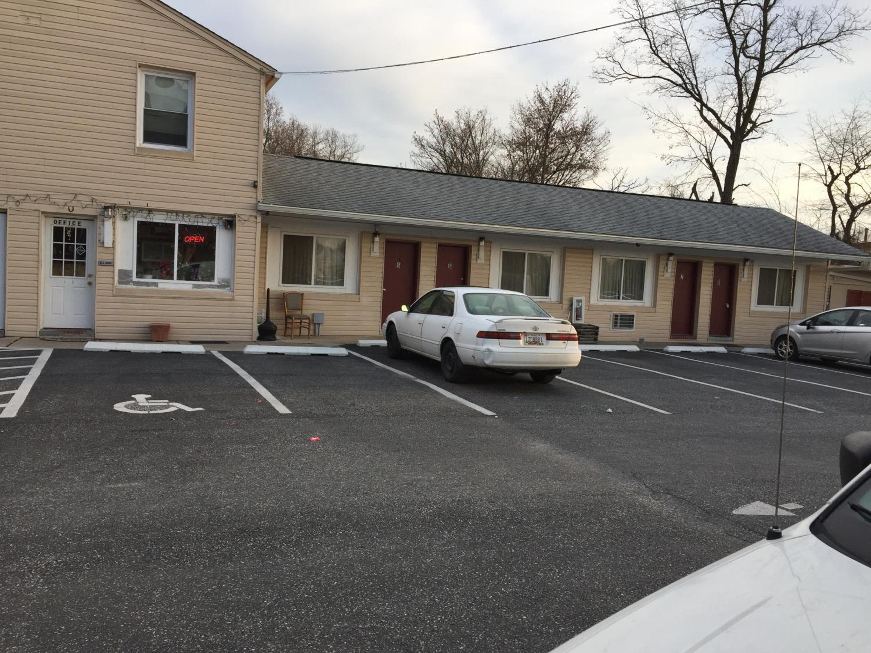 Colony inn motel