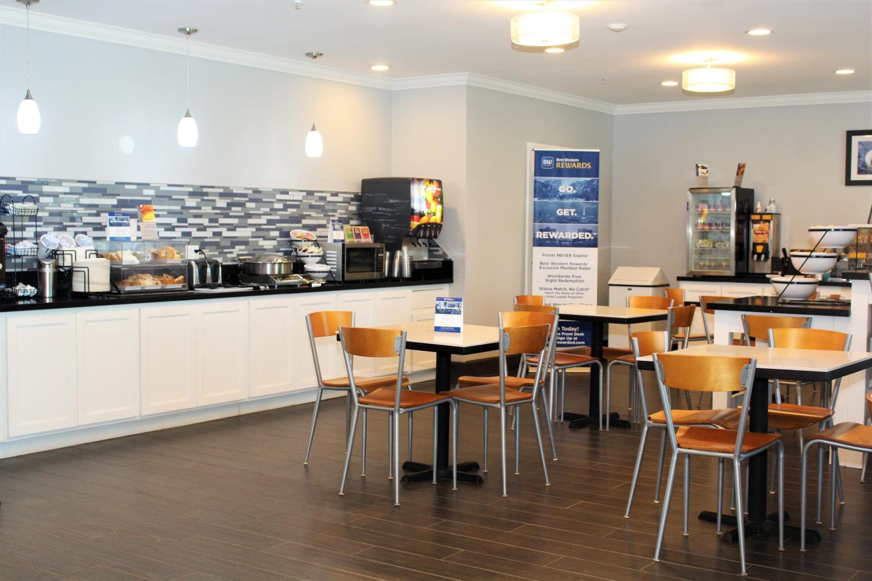 Best Western Visalia Hotel