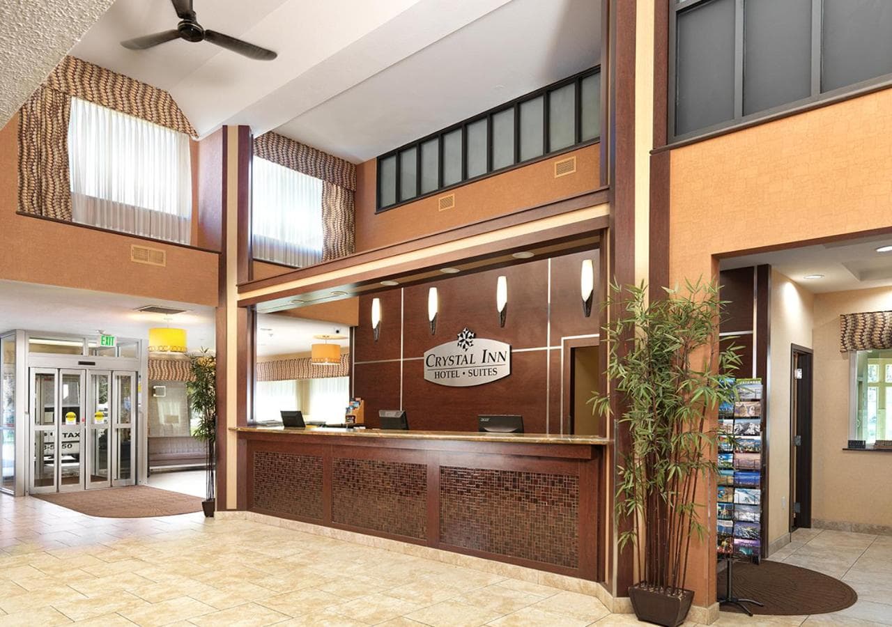 Crystal Inn Hotel & Suites - Salt Lake City