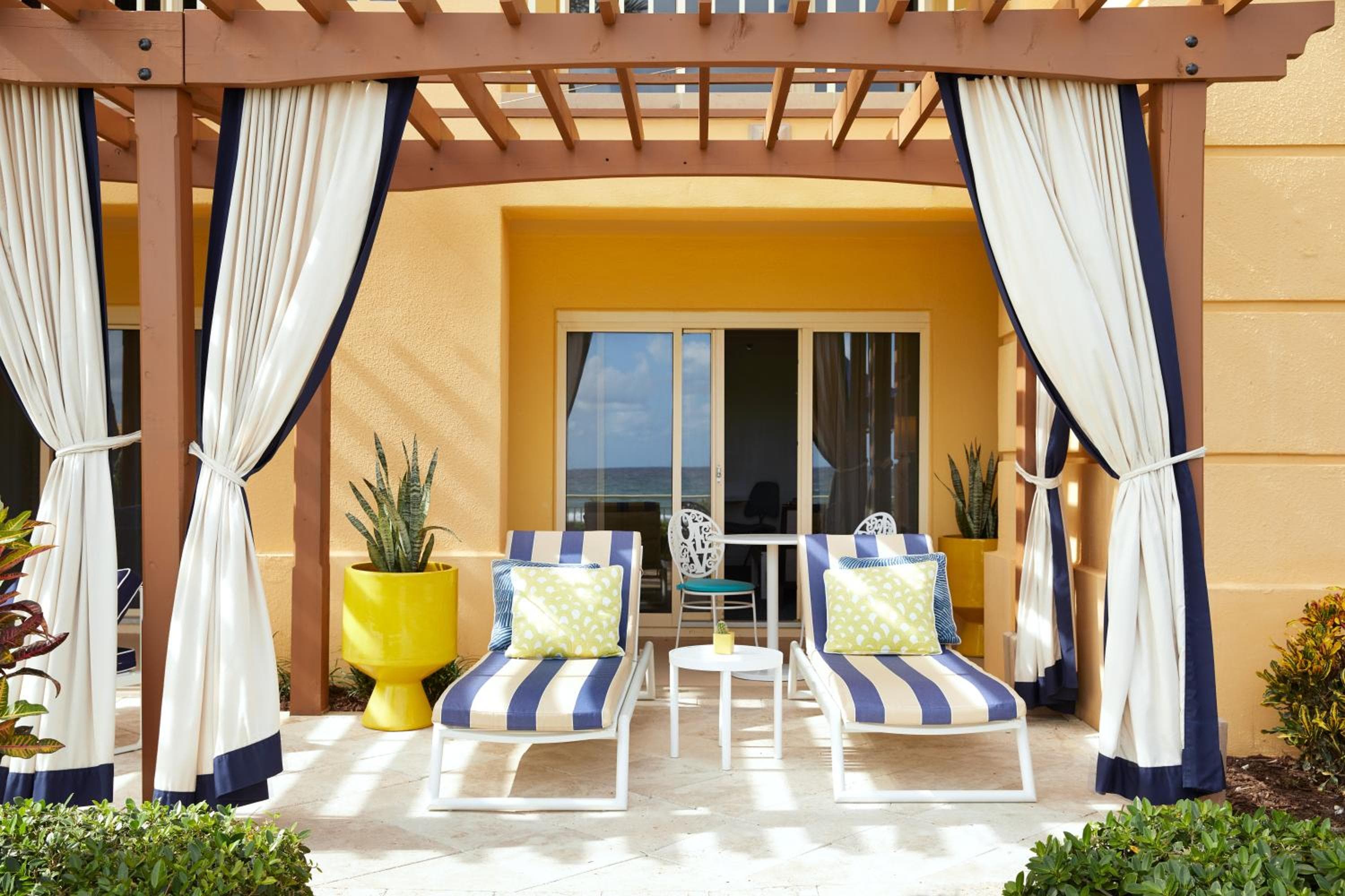 Eau Resort & Spa