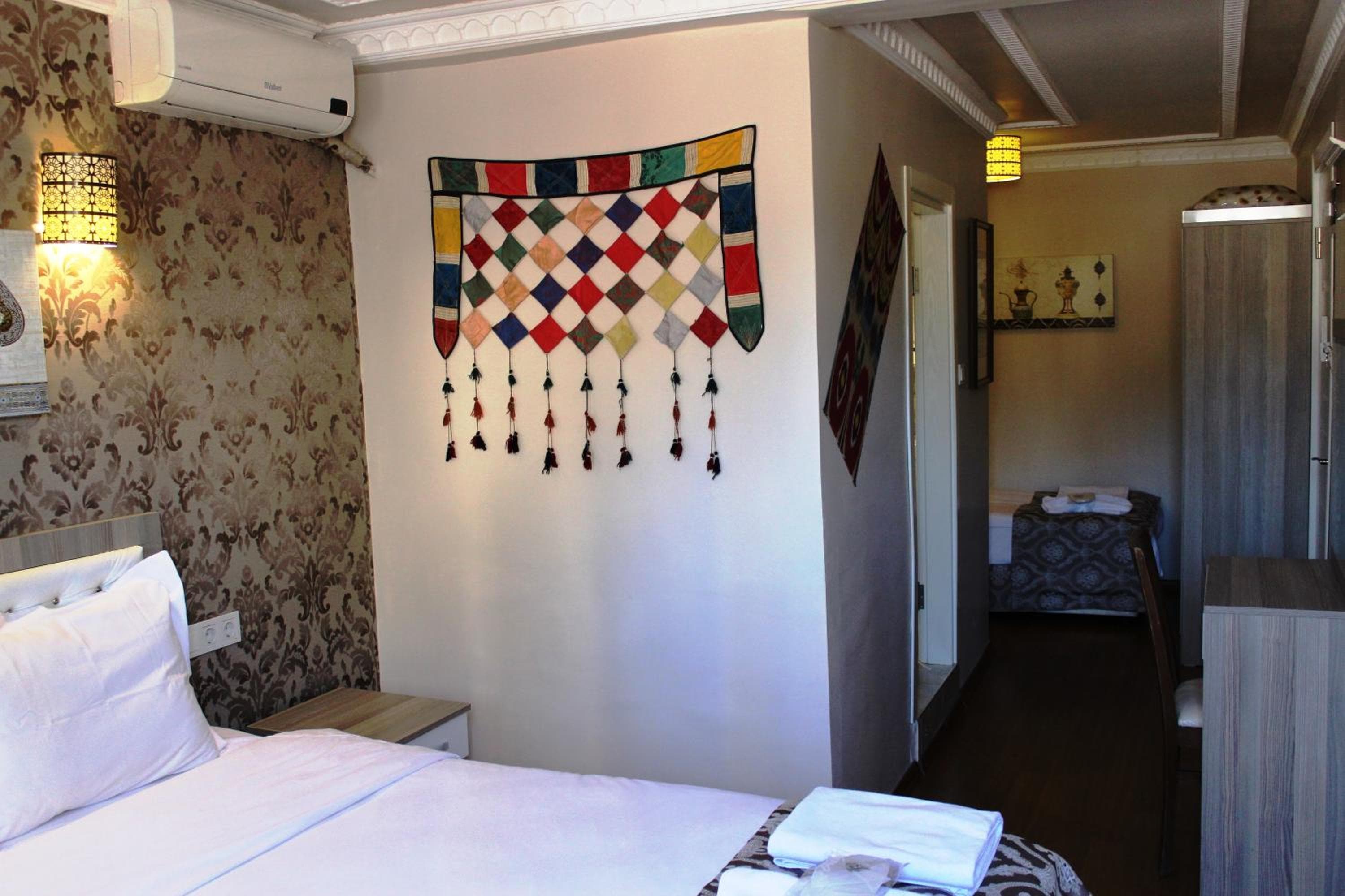Ararat Hotel
