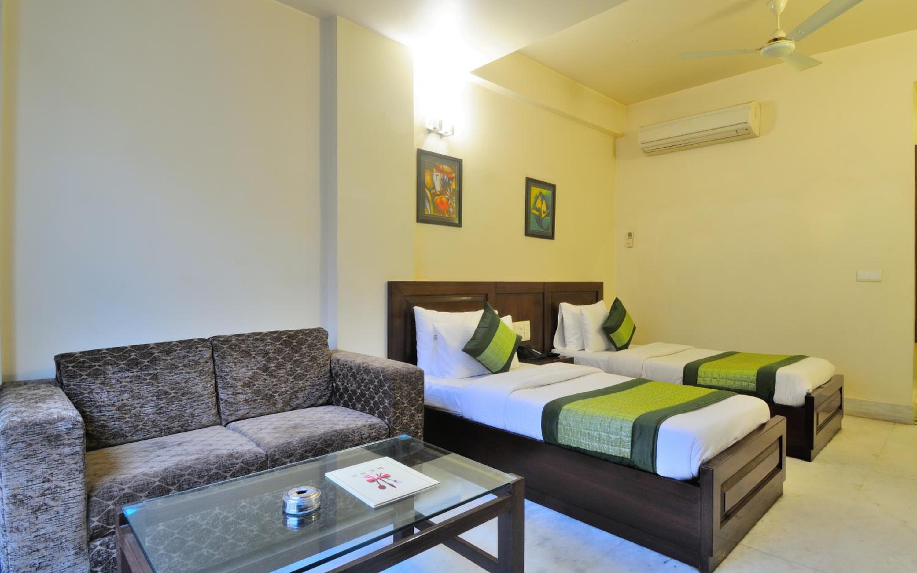 Hotel Shanti Villa- New Delhi Railway Station