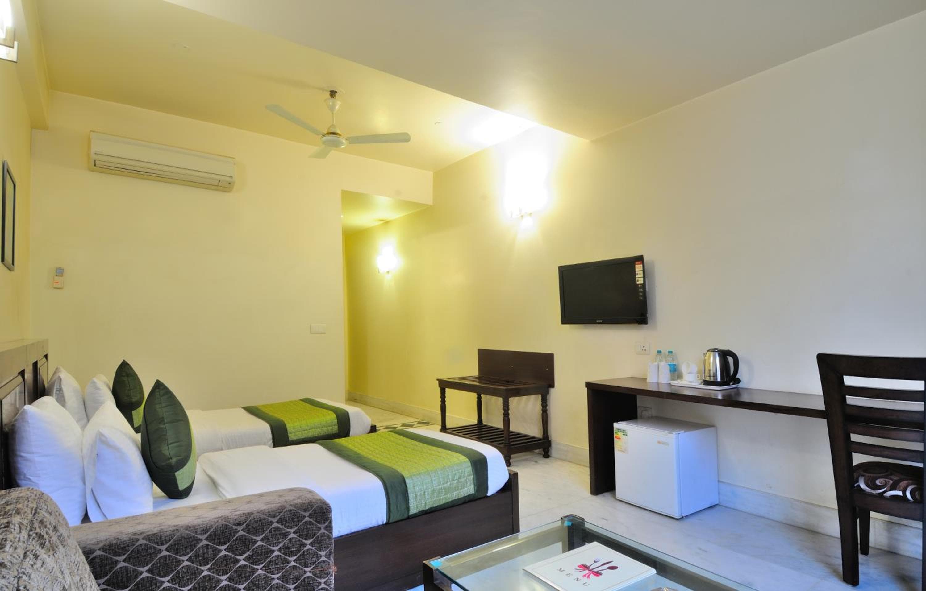 Hotel Shanti Villa- New Delhi Railway Station