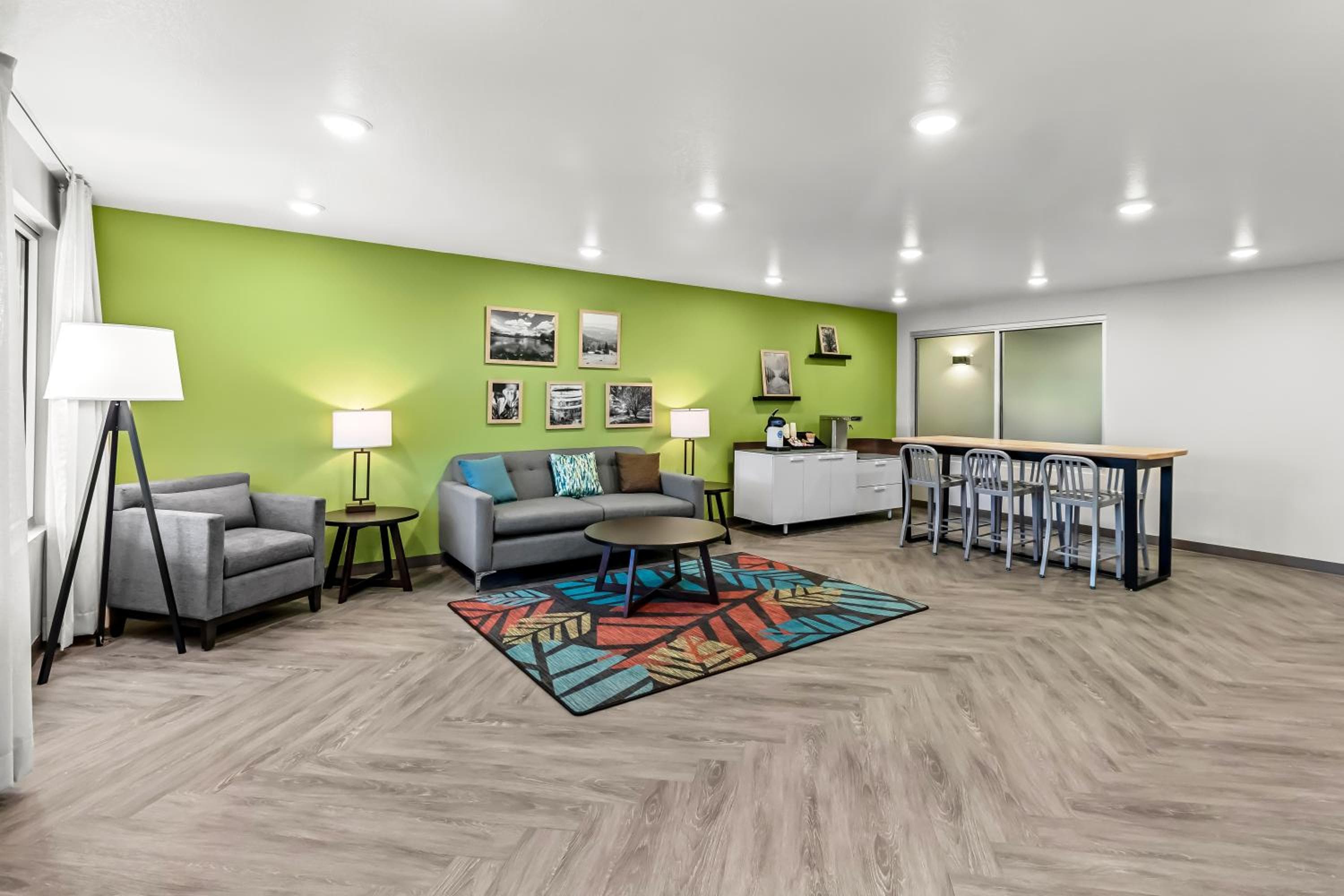 WoodSpring Suites Beaverton - Portland West