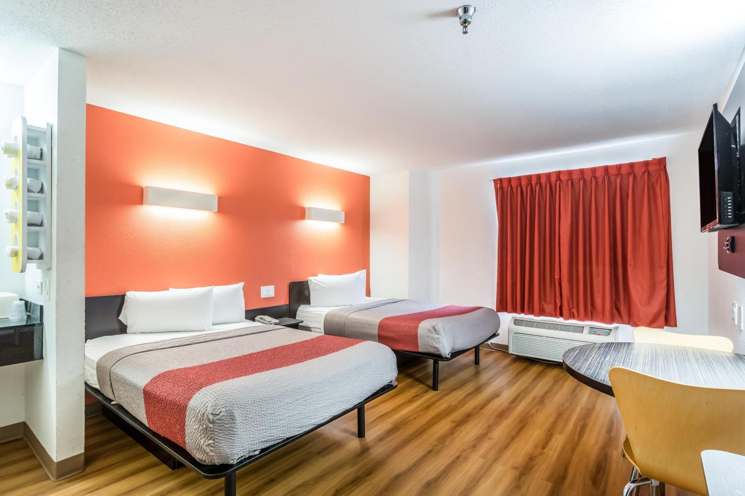 Motel 6-Harvey, IL