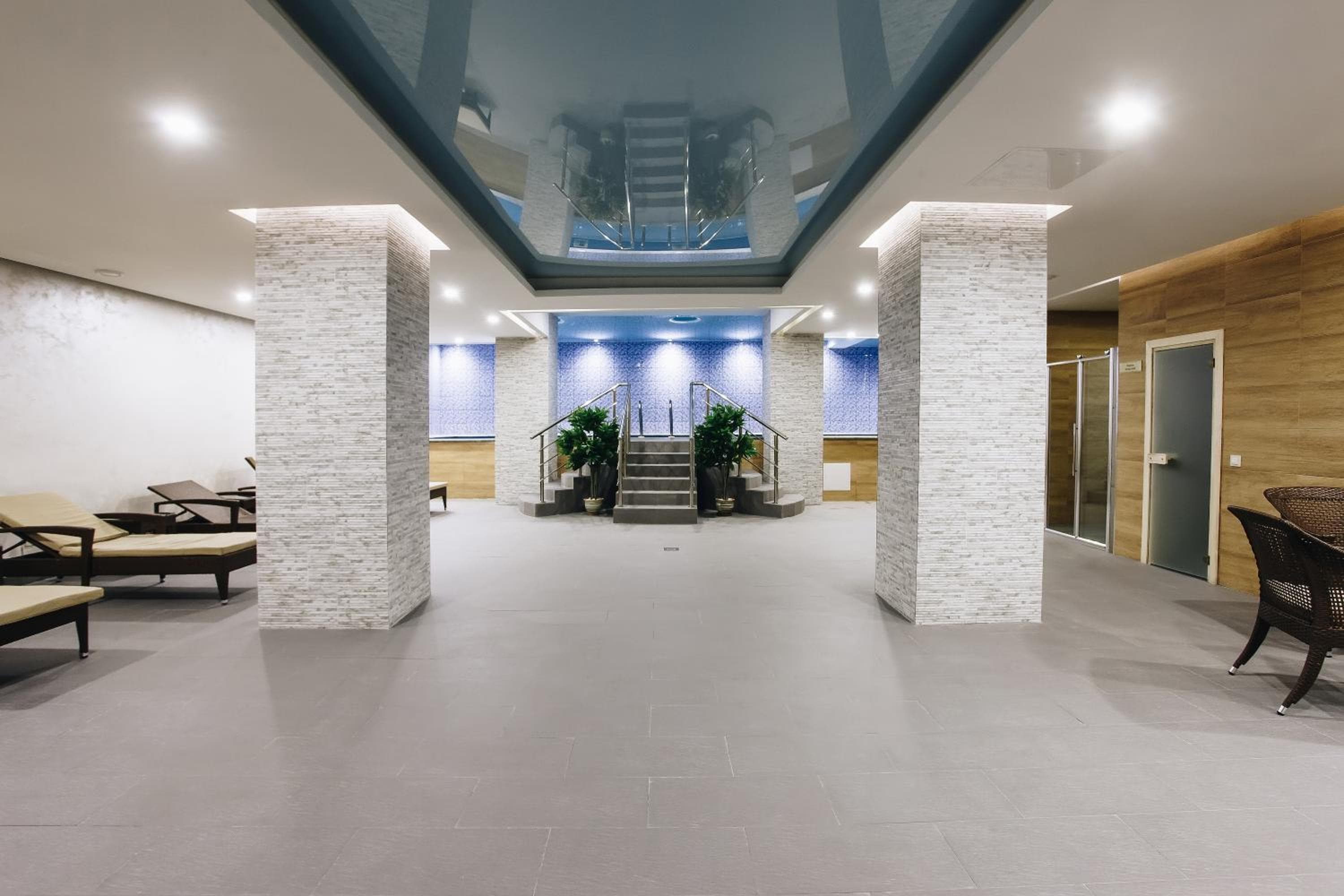 Renion Park Hotel