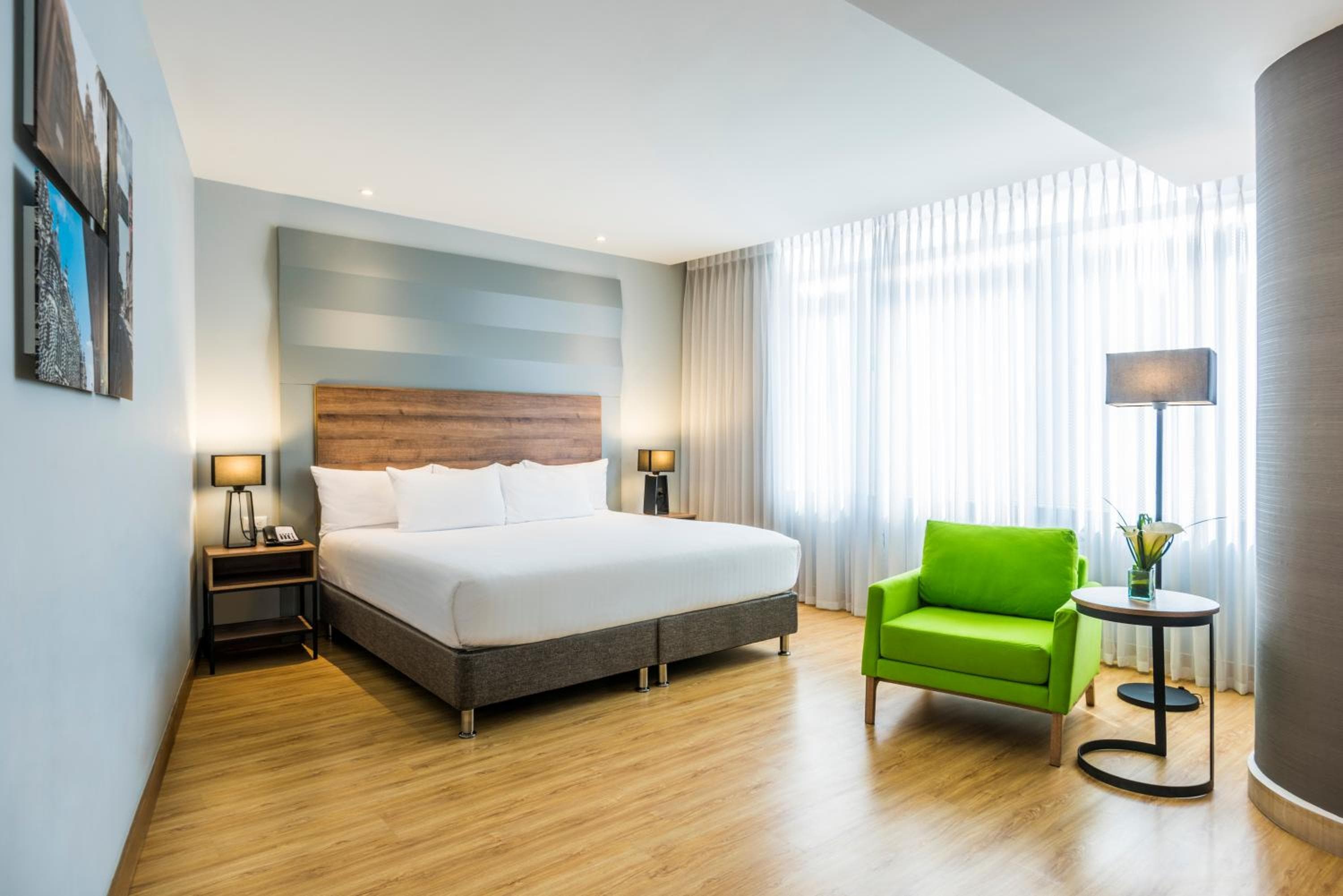 La Quinta by Wyndham Medellin