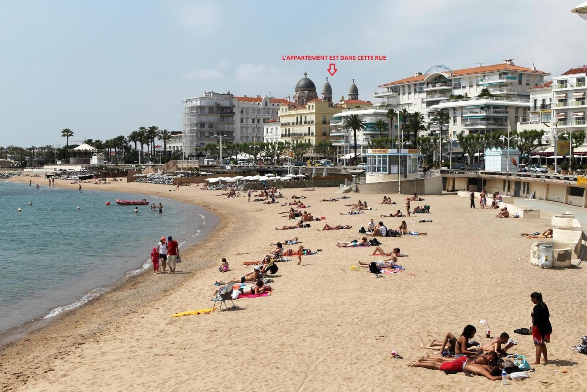 F2 chambre en duplex (calme) plein centre ville 1 min de la plage