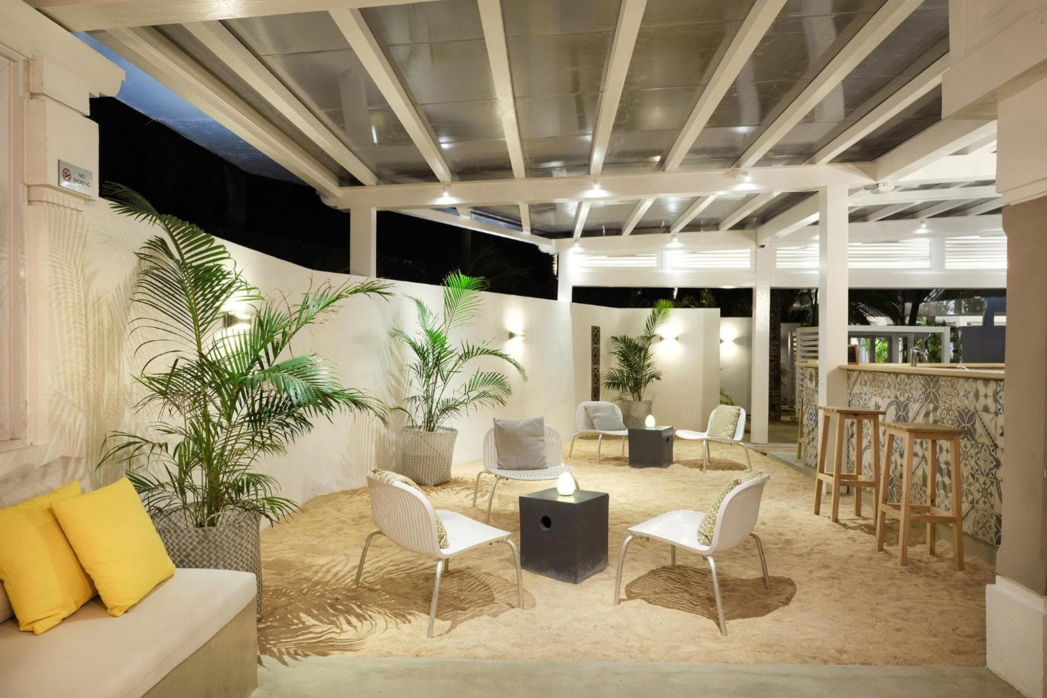 Tropical Attitude (Adults Only)