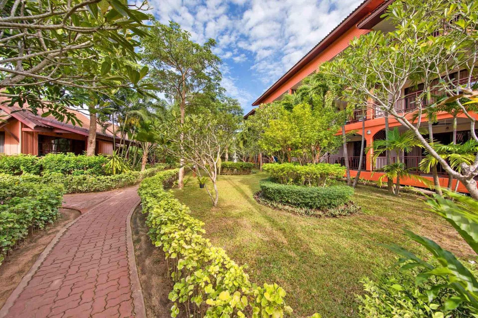Pinnacle Samui Resort
