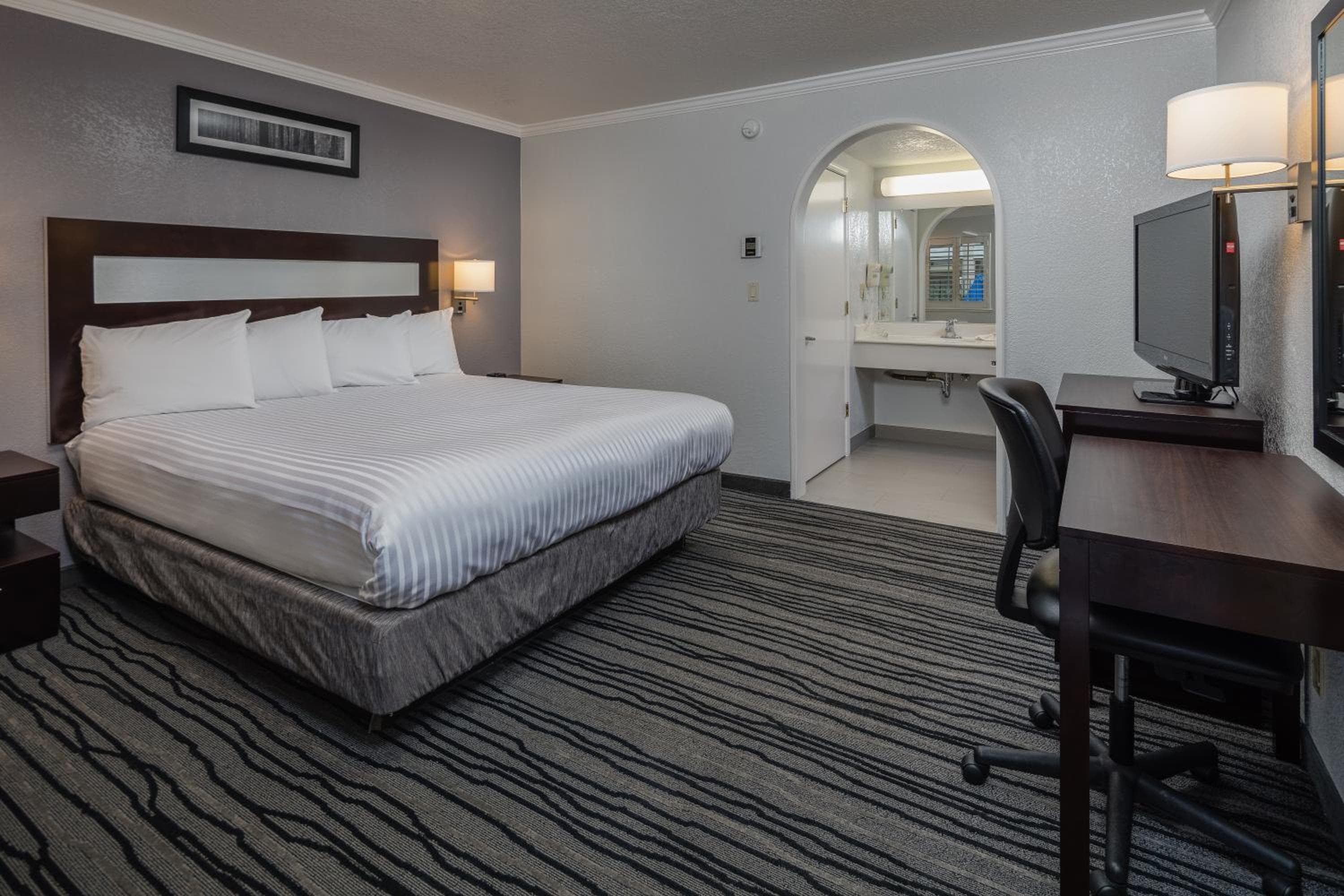 Redwood Creek Inn