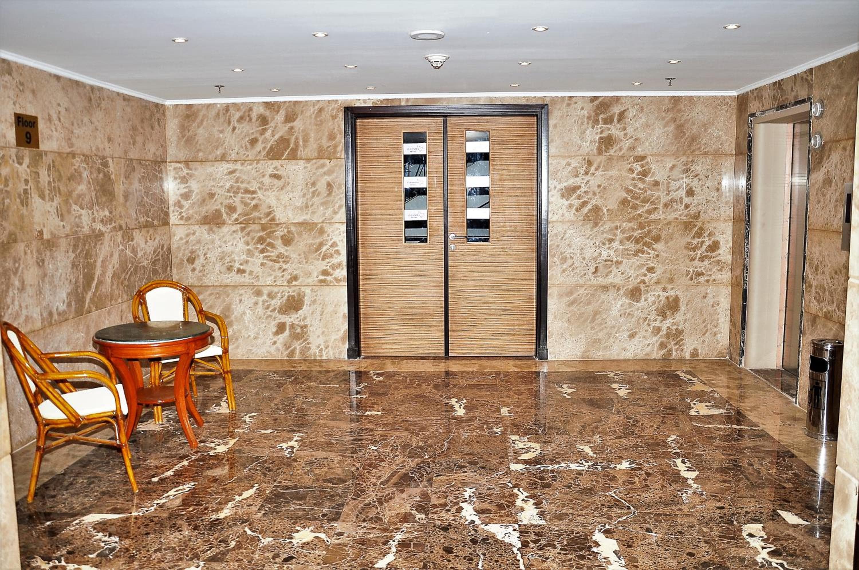 Cleopatra Hotel
