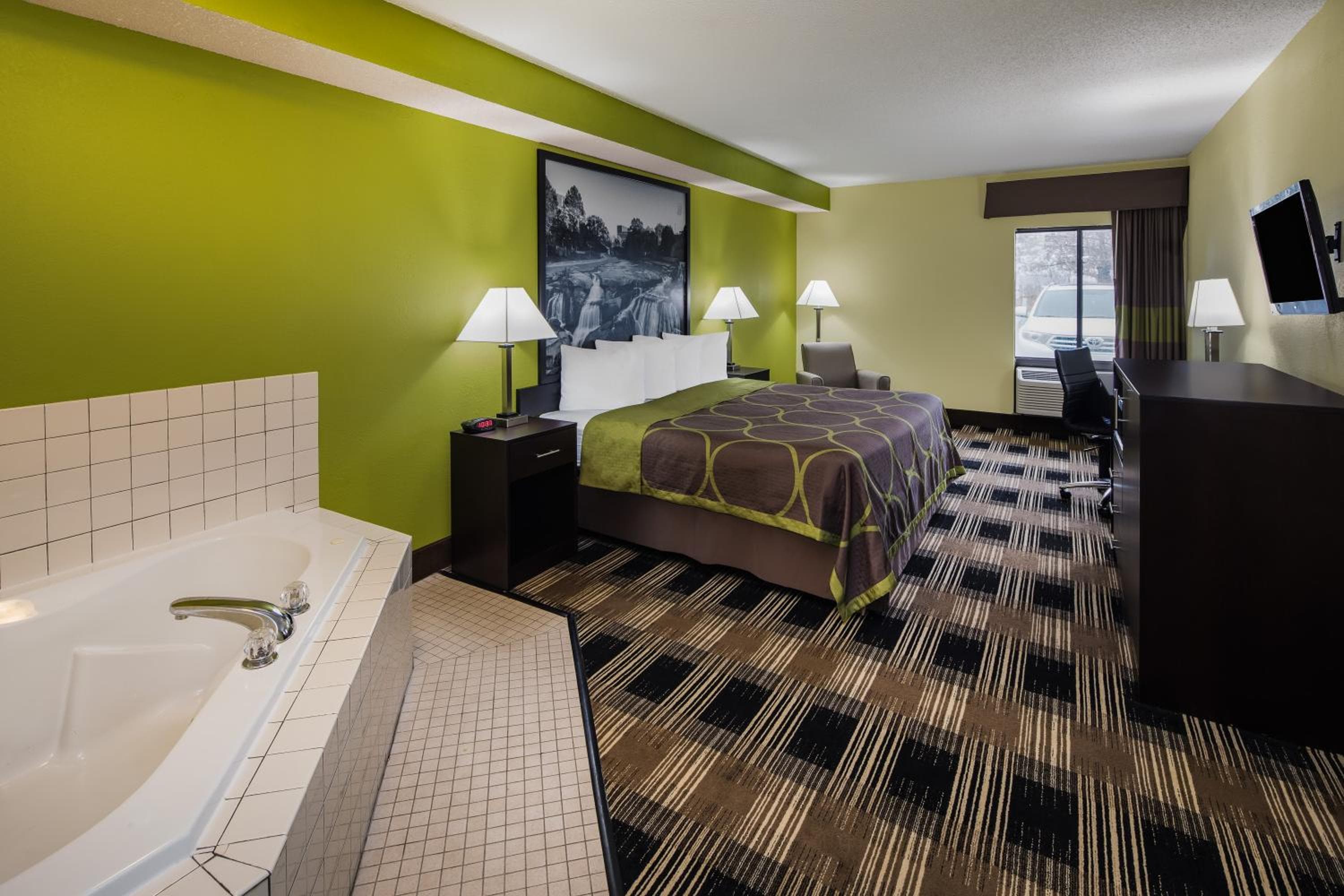 Super 8 by Wyndham Greer/Spartanburg Area
