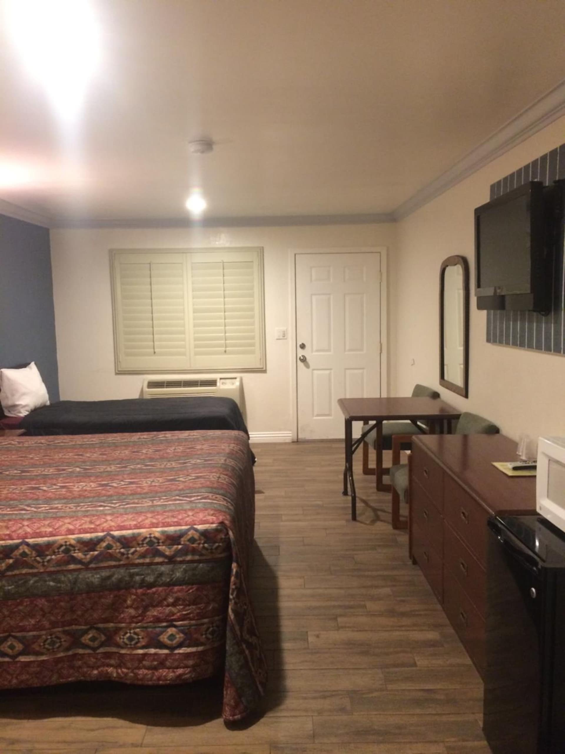 Royal Inn
