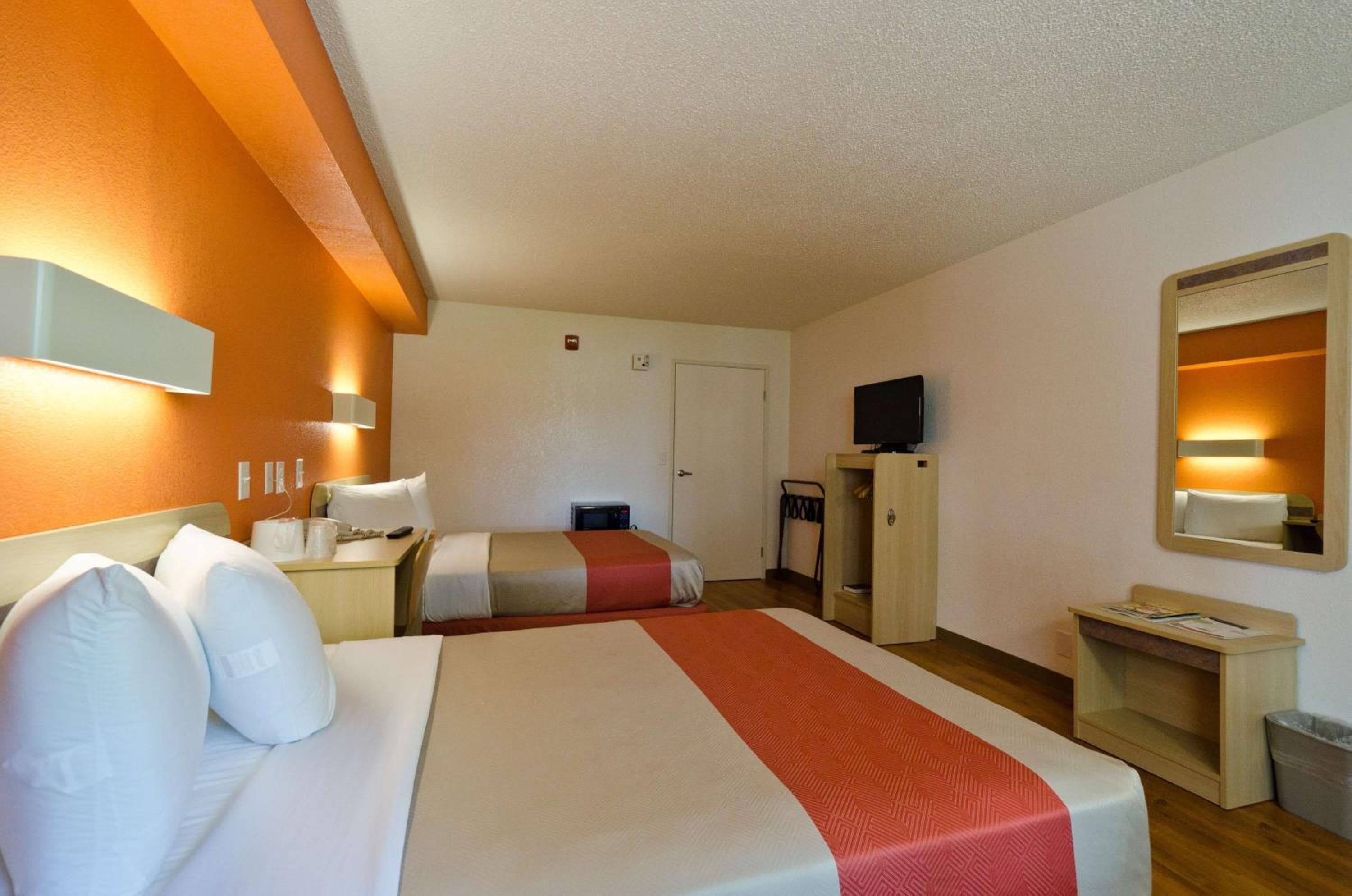 Motel 6-Frederick, MD - Fort Detrick
