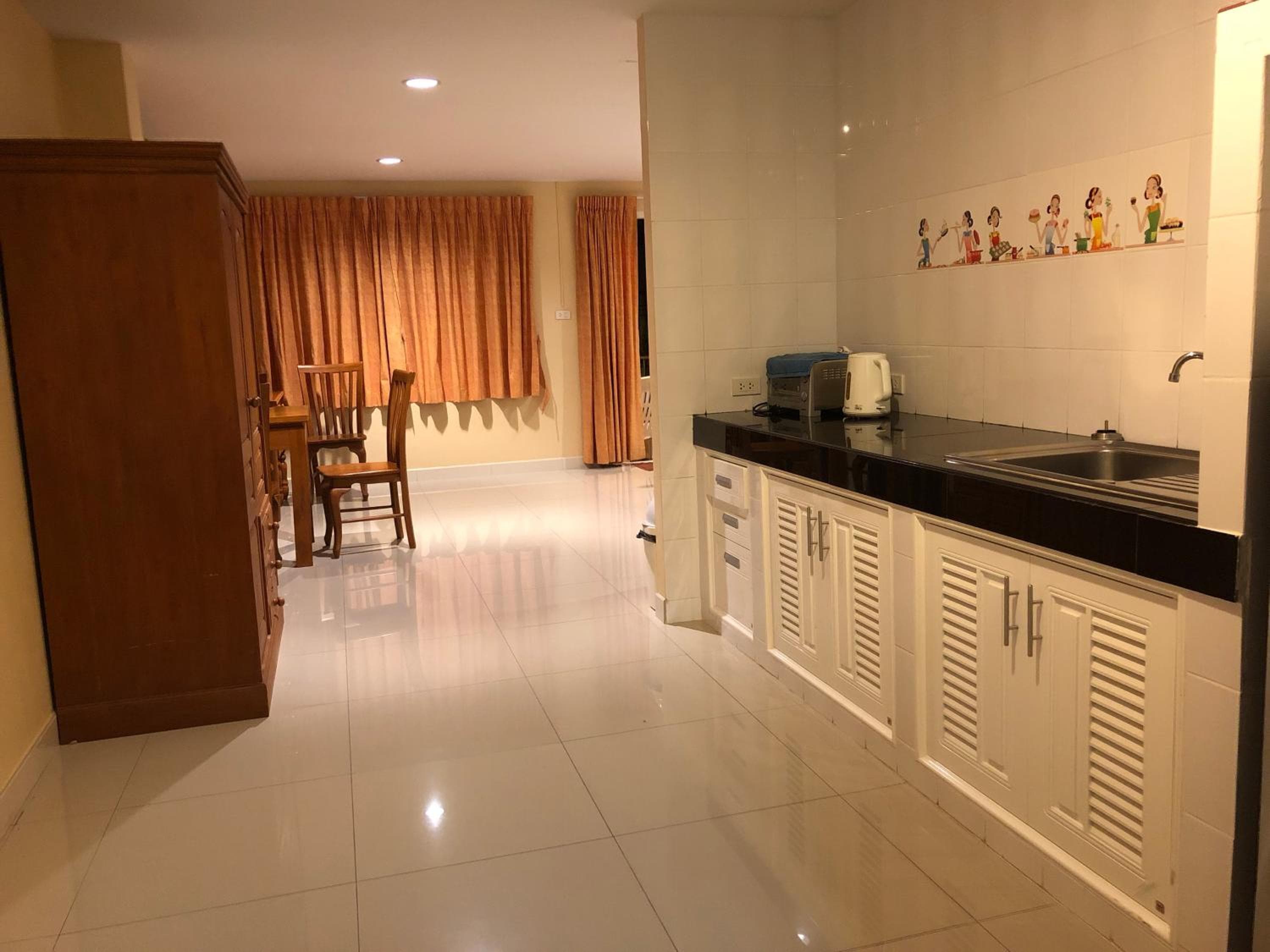 Naithon Beach Residence