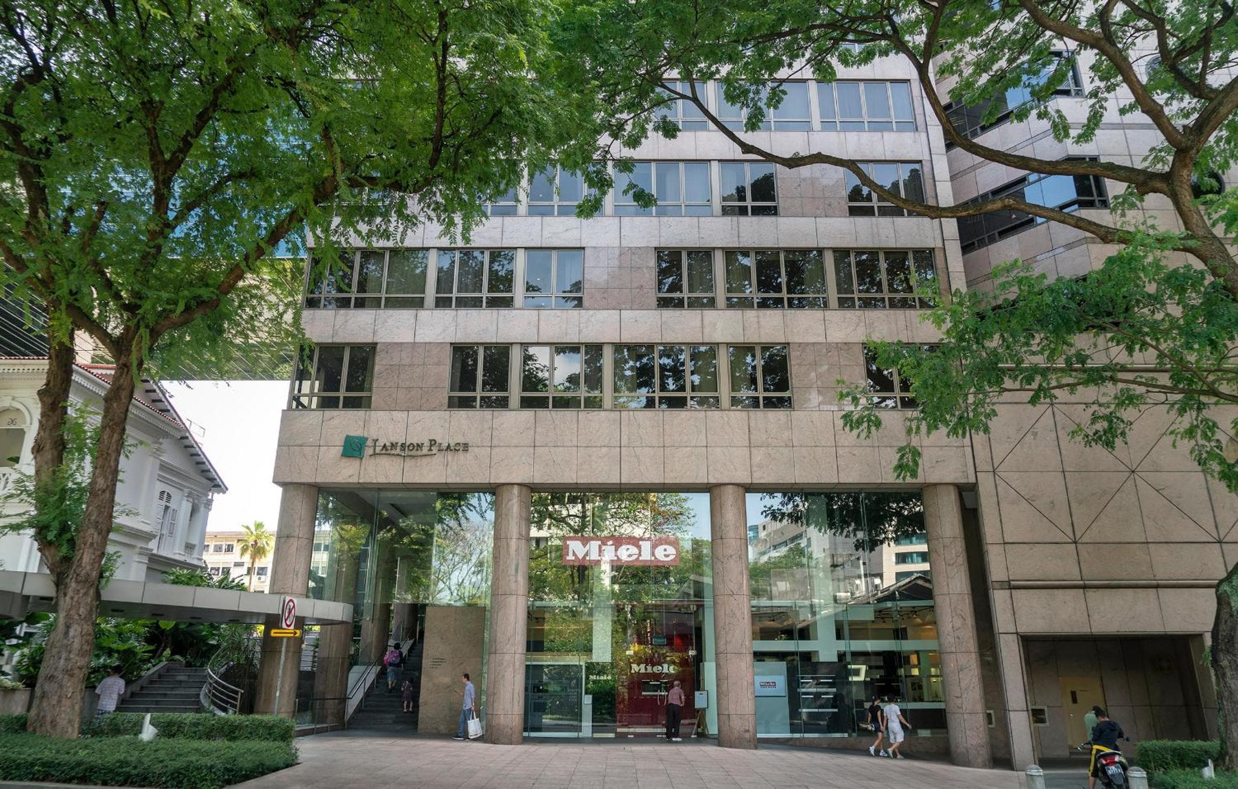 Lanson Place Winsland, Singapore