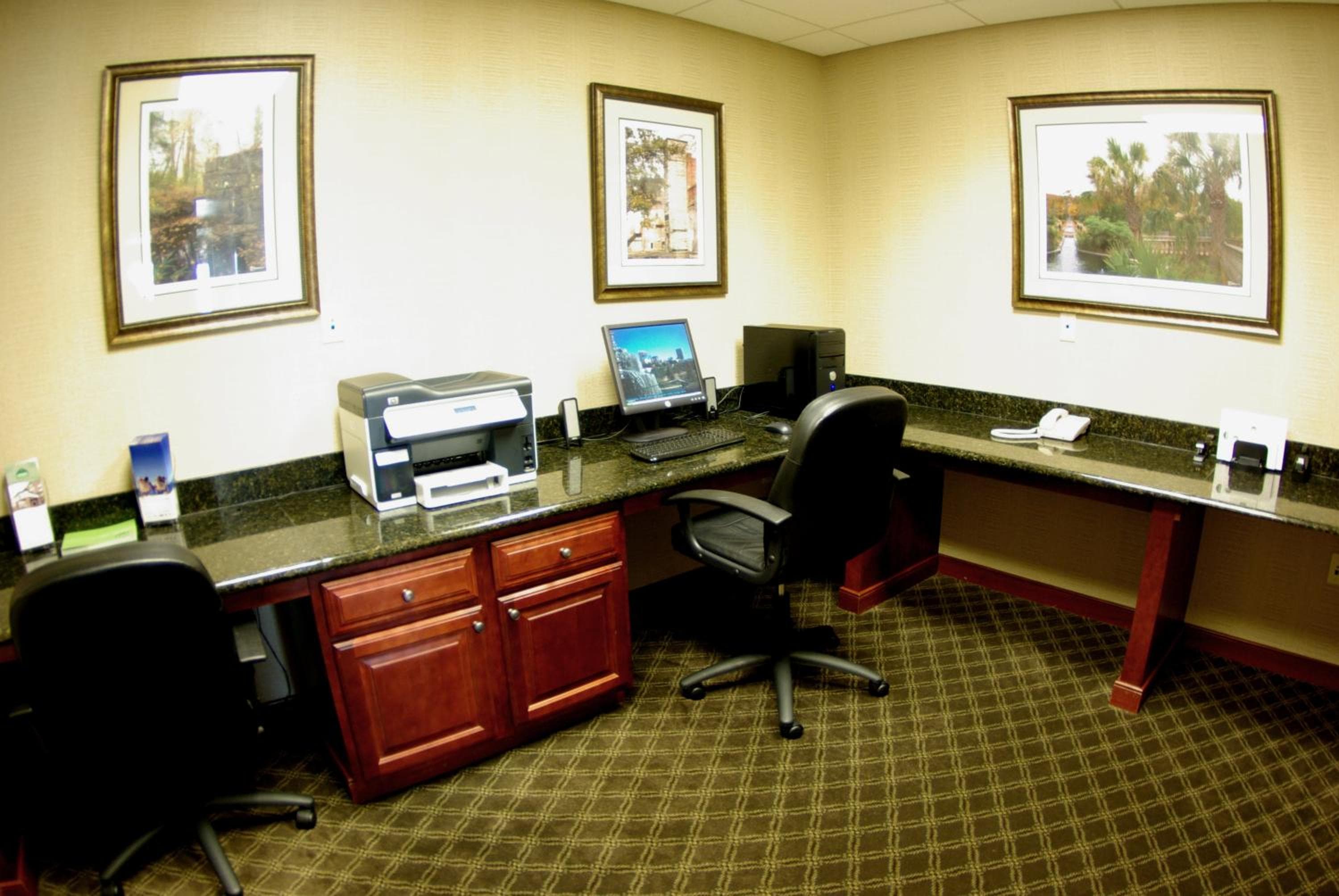 Lexington Expo Hotel by IHG