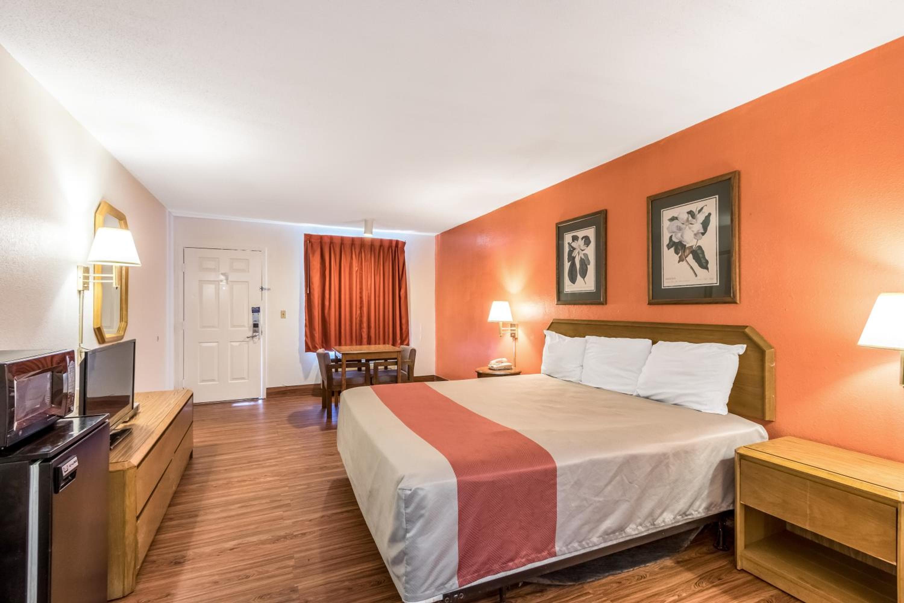 Motel 6-Pooler, GA - Savannah Airport