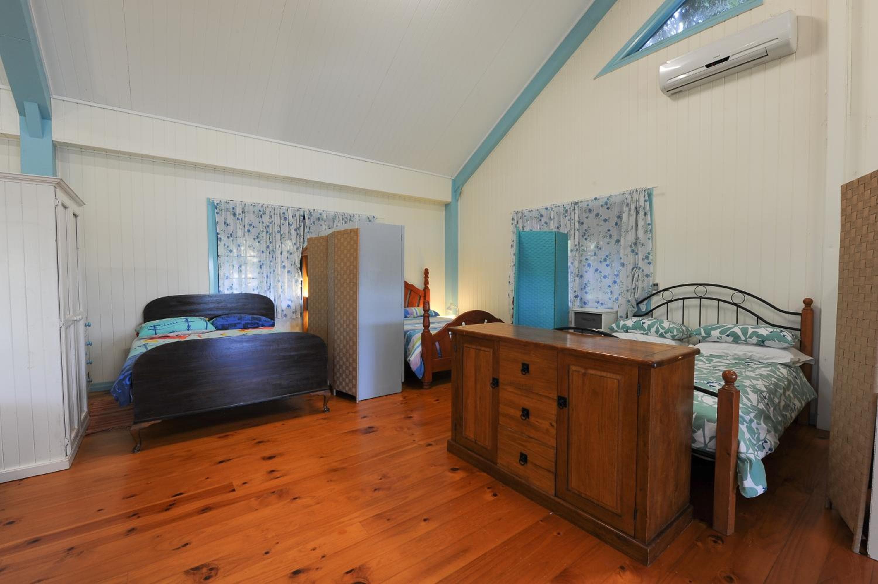 Samford Lakes Rural Accommodation