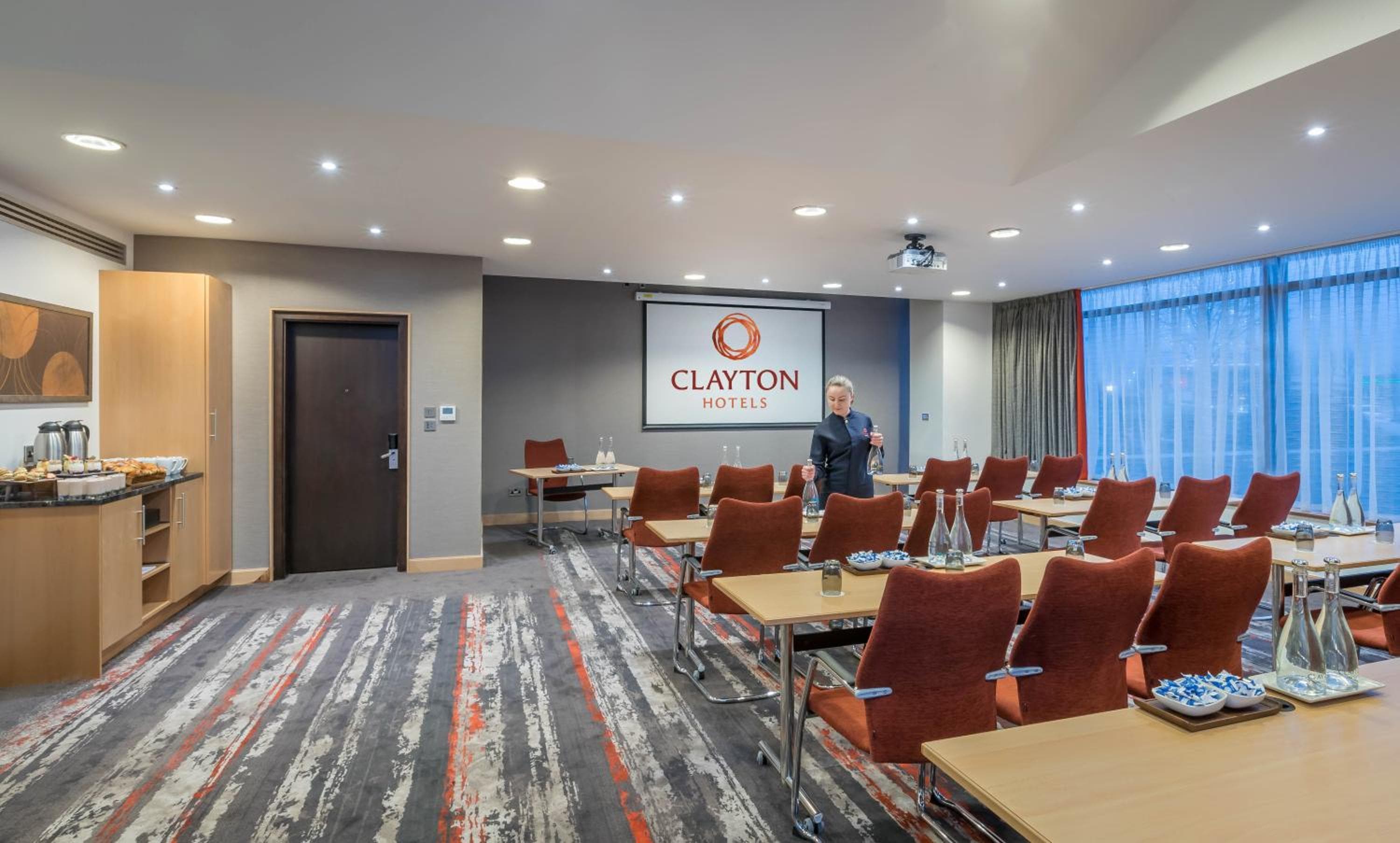 Clayton Hotel Dublin Airport
