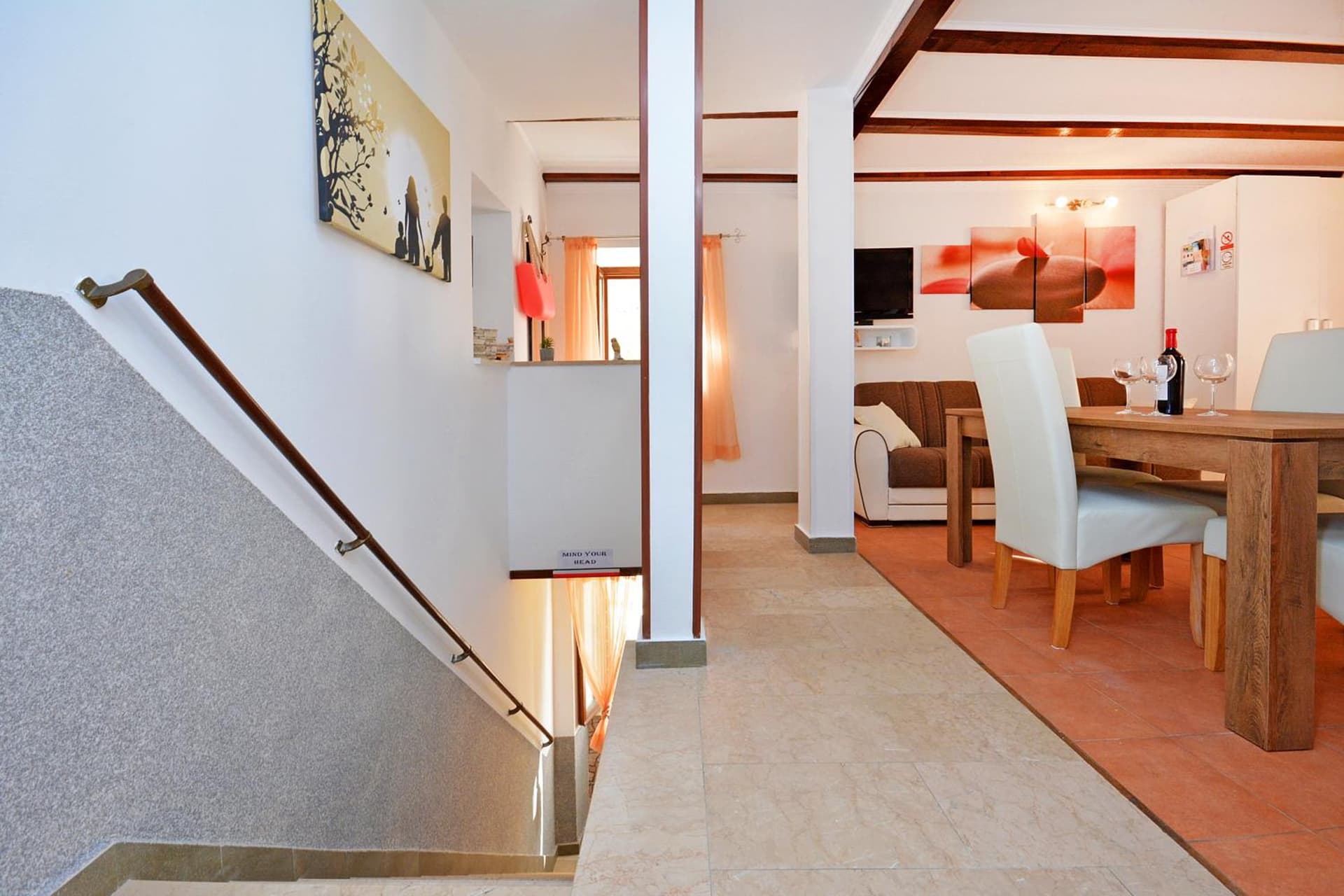 Apartments & Rooms As