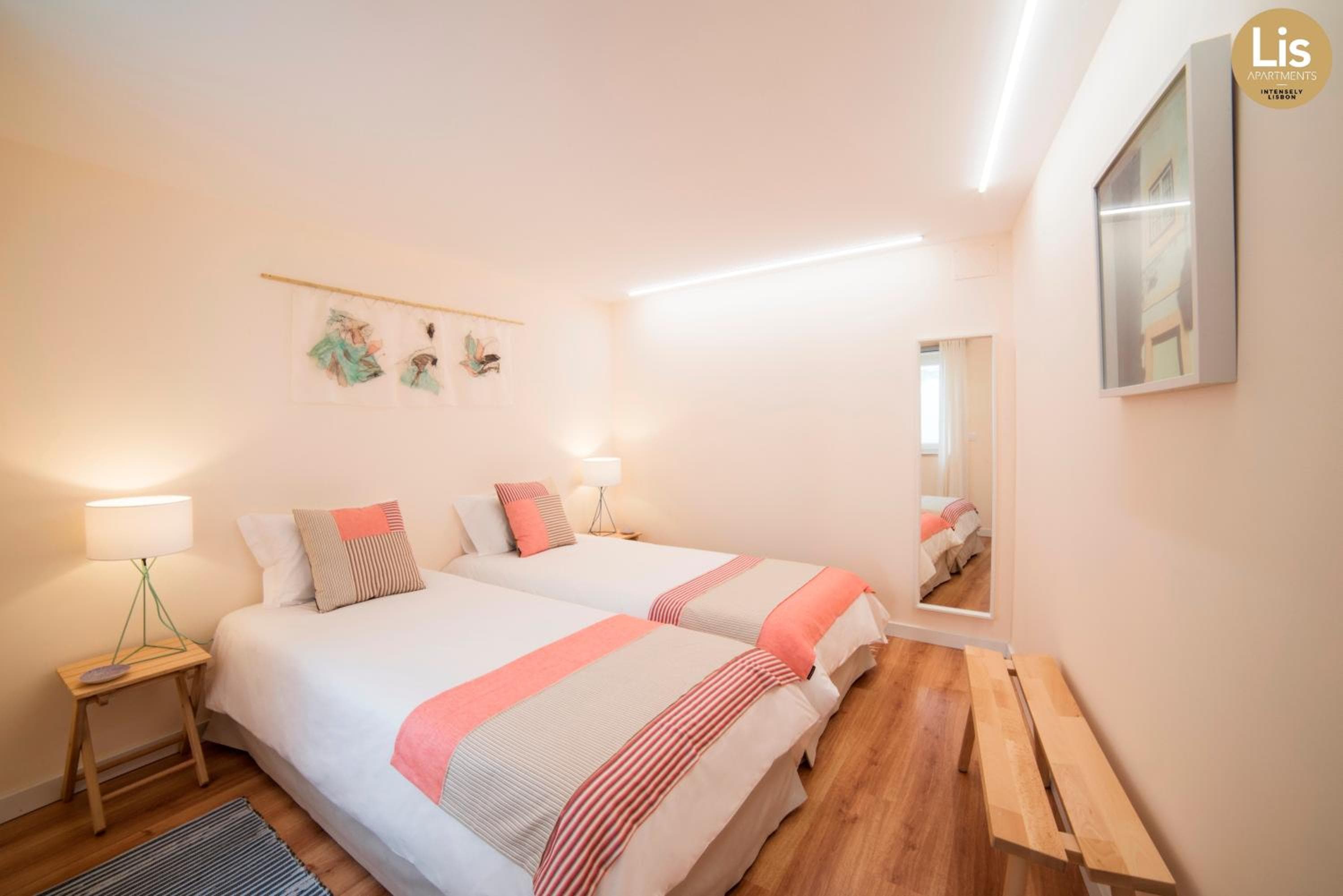 Lis Apartments