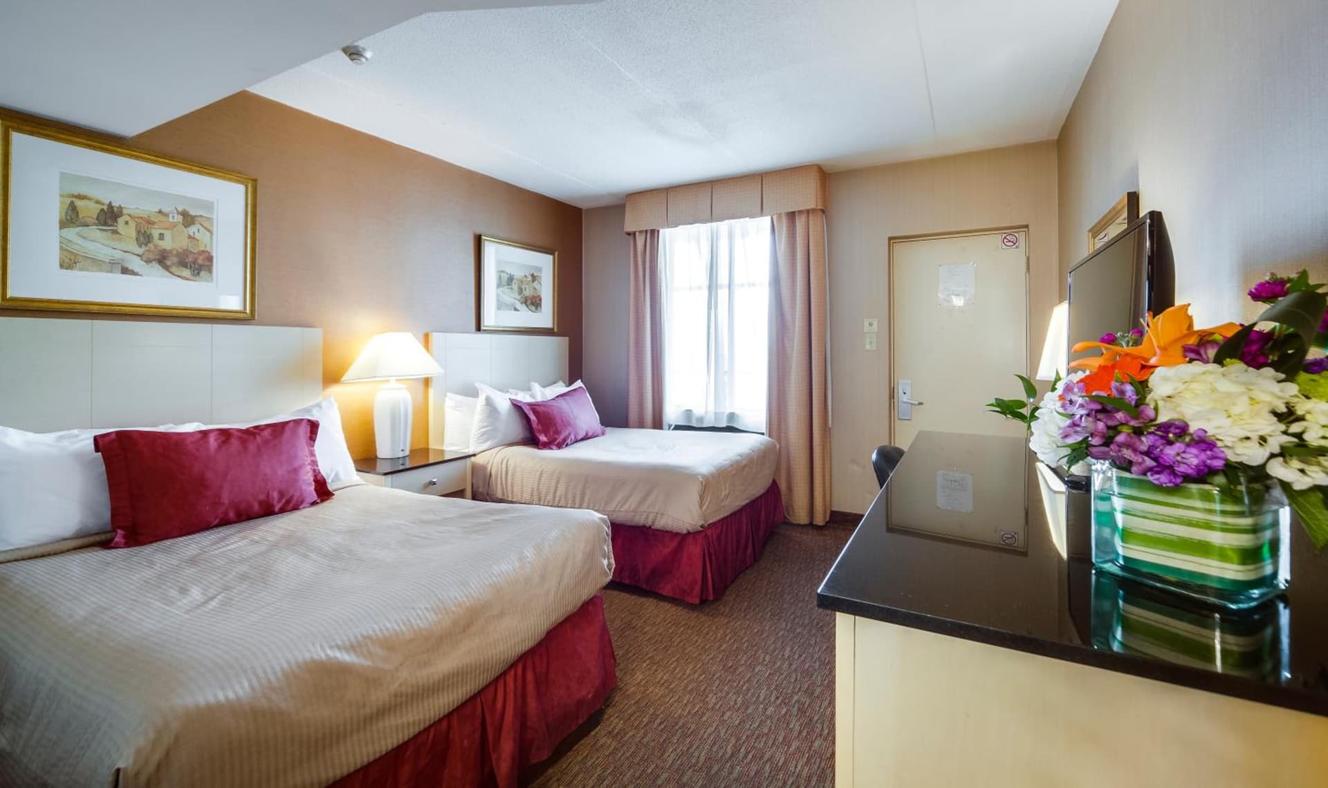 Monte Carlo Inn Toronto West Suites