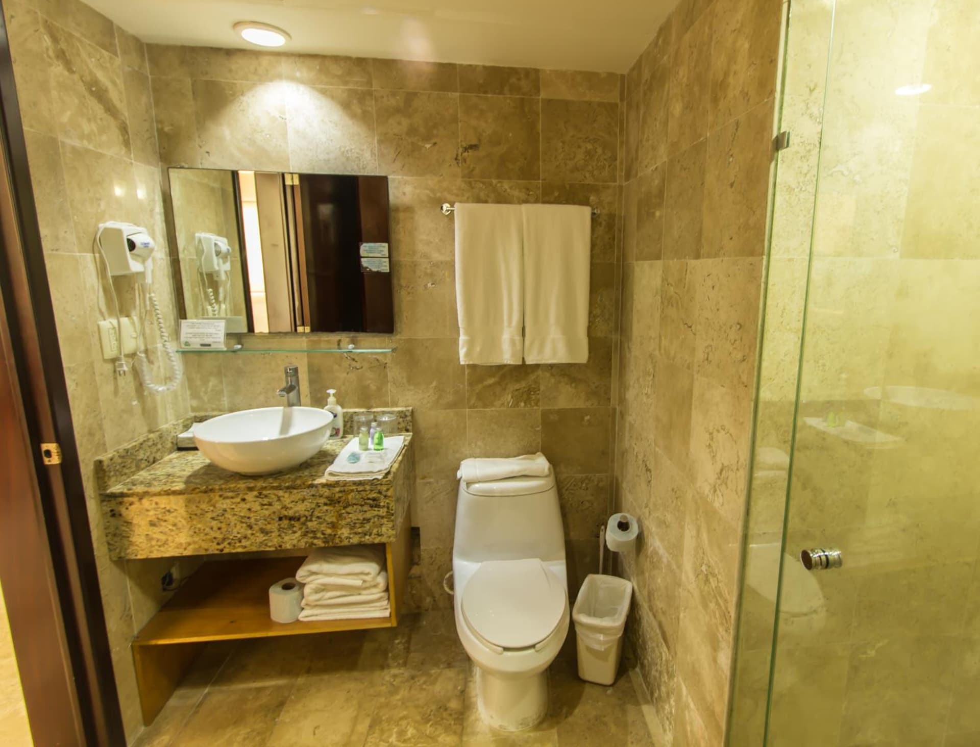 Coral Maya Stay Suites