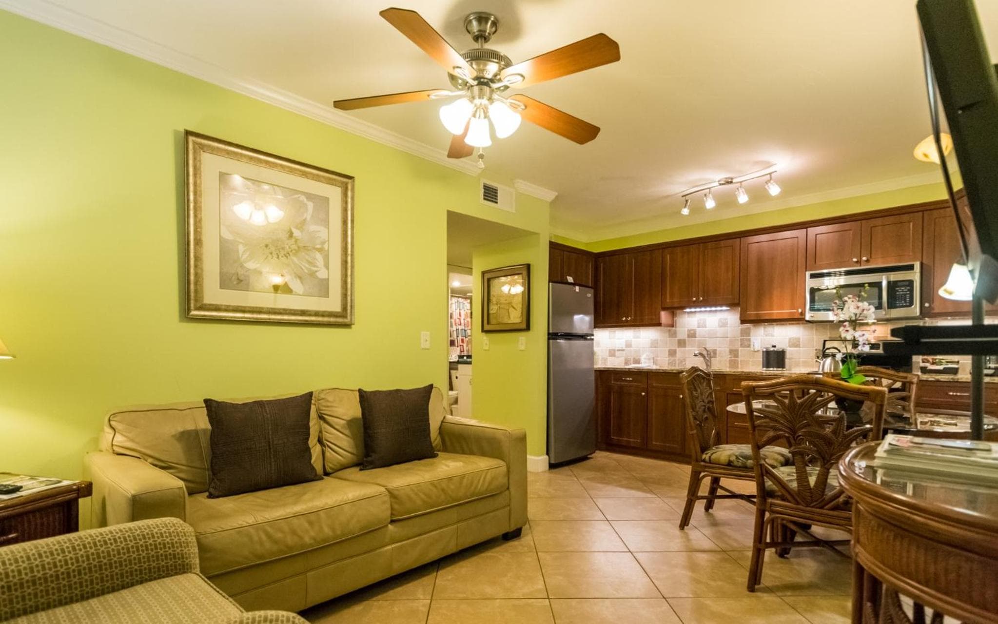 Tropical Beach Resorts - Sarasota
