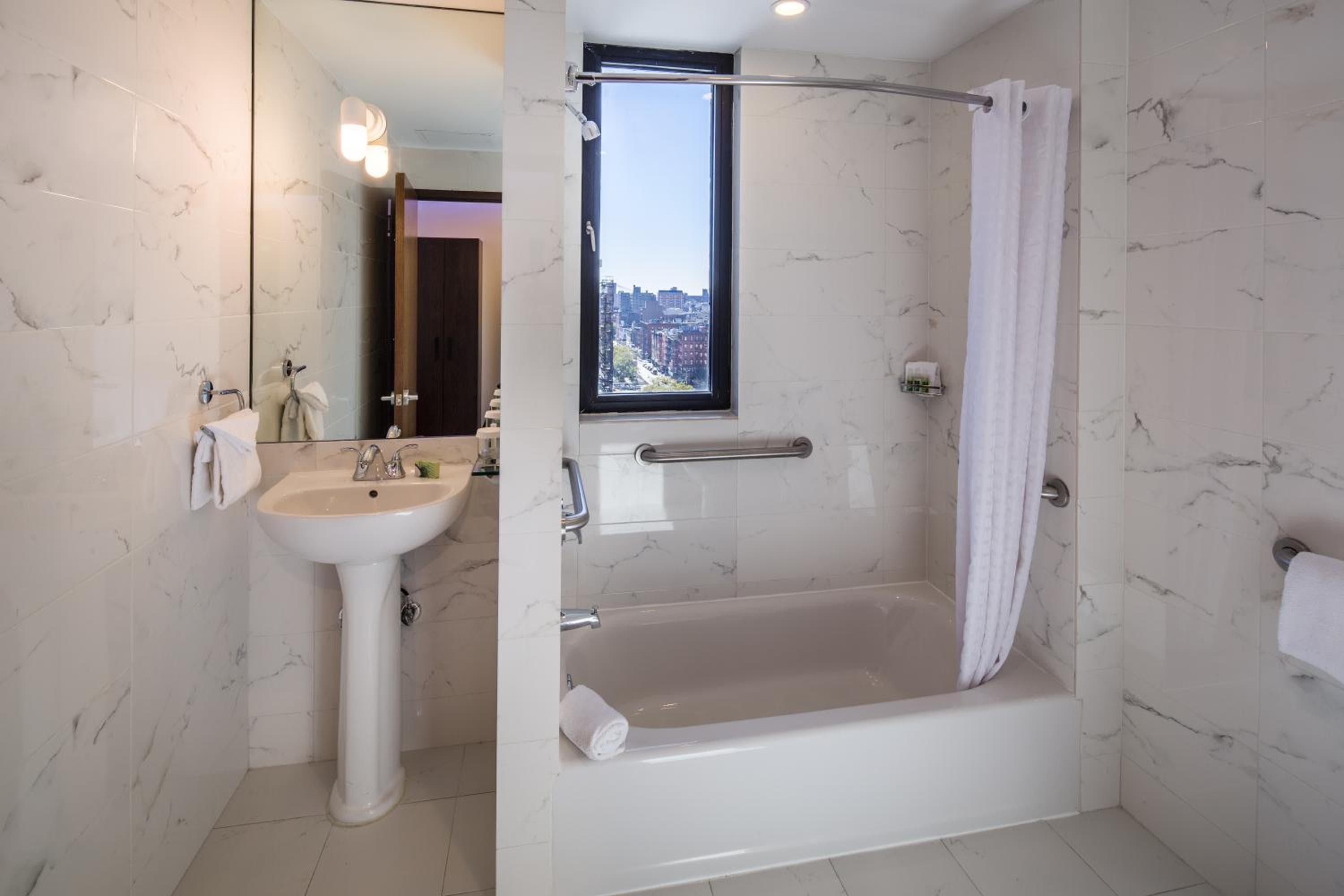Orchard Street Hotel