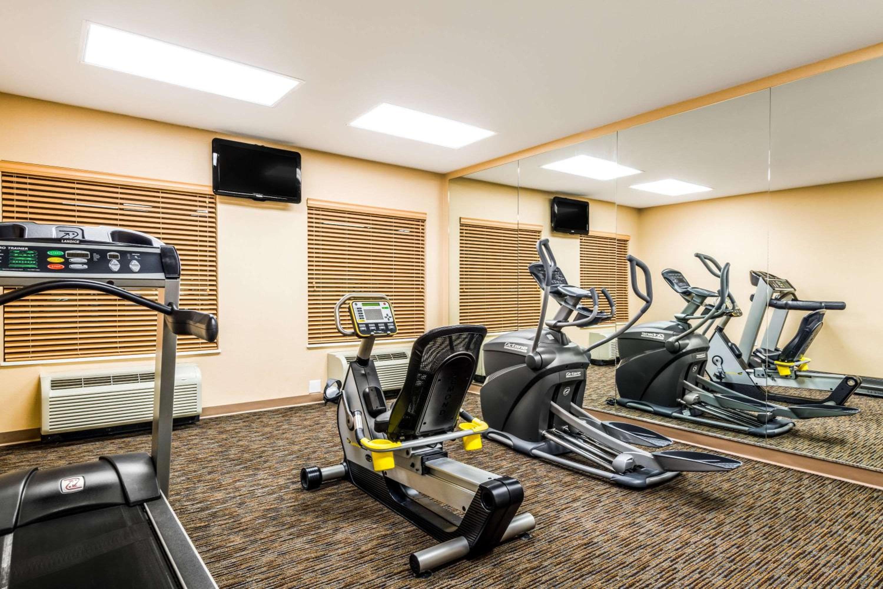 Baymont by Wyndham Denver International Airport