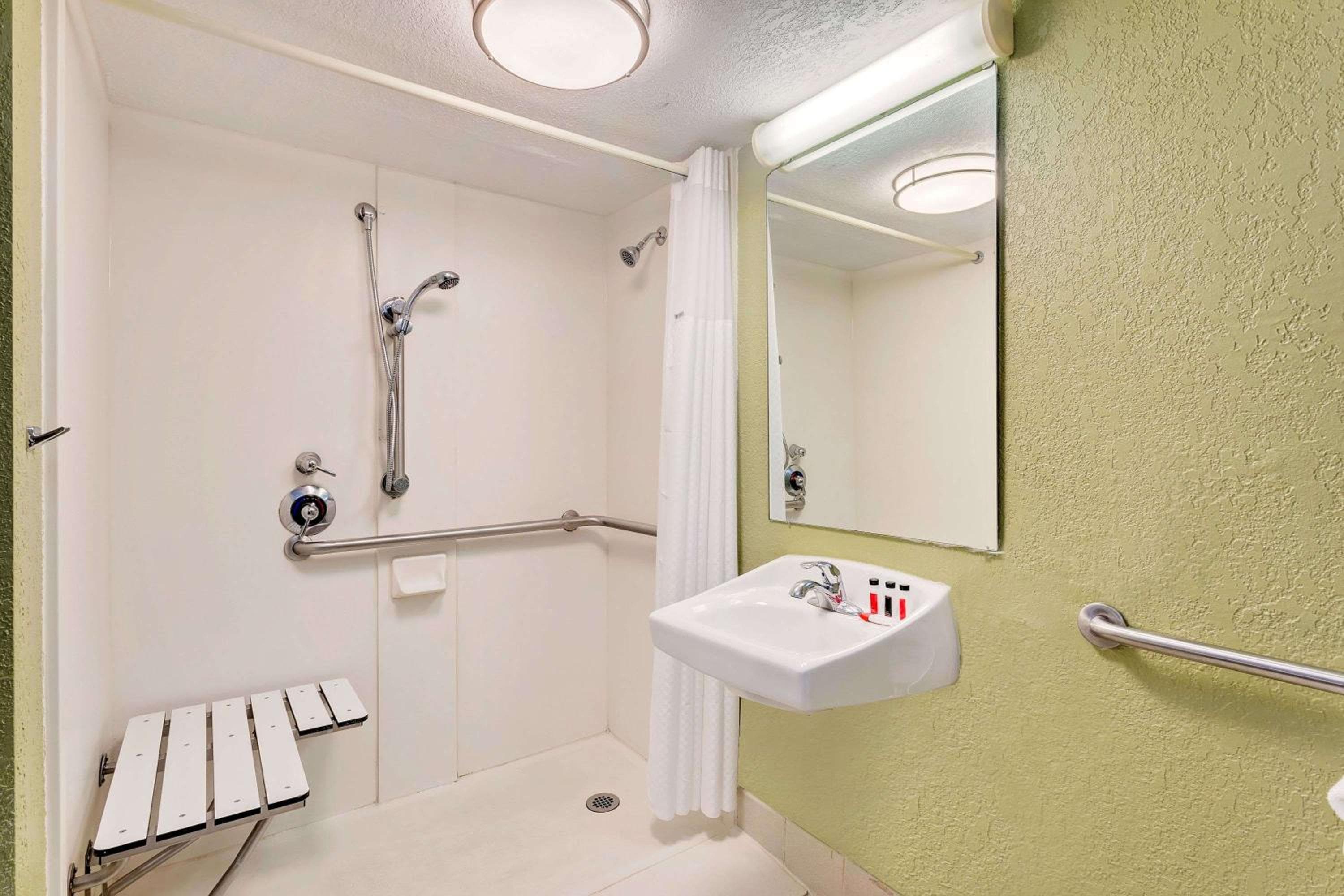 Baymont by Wyndham Jacksonville Orange Park
