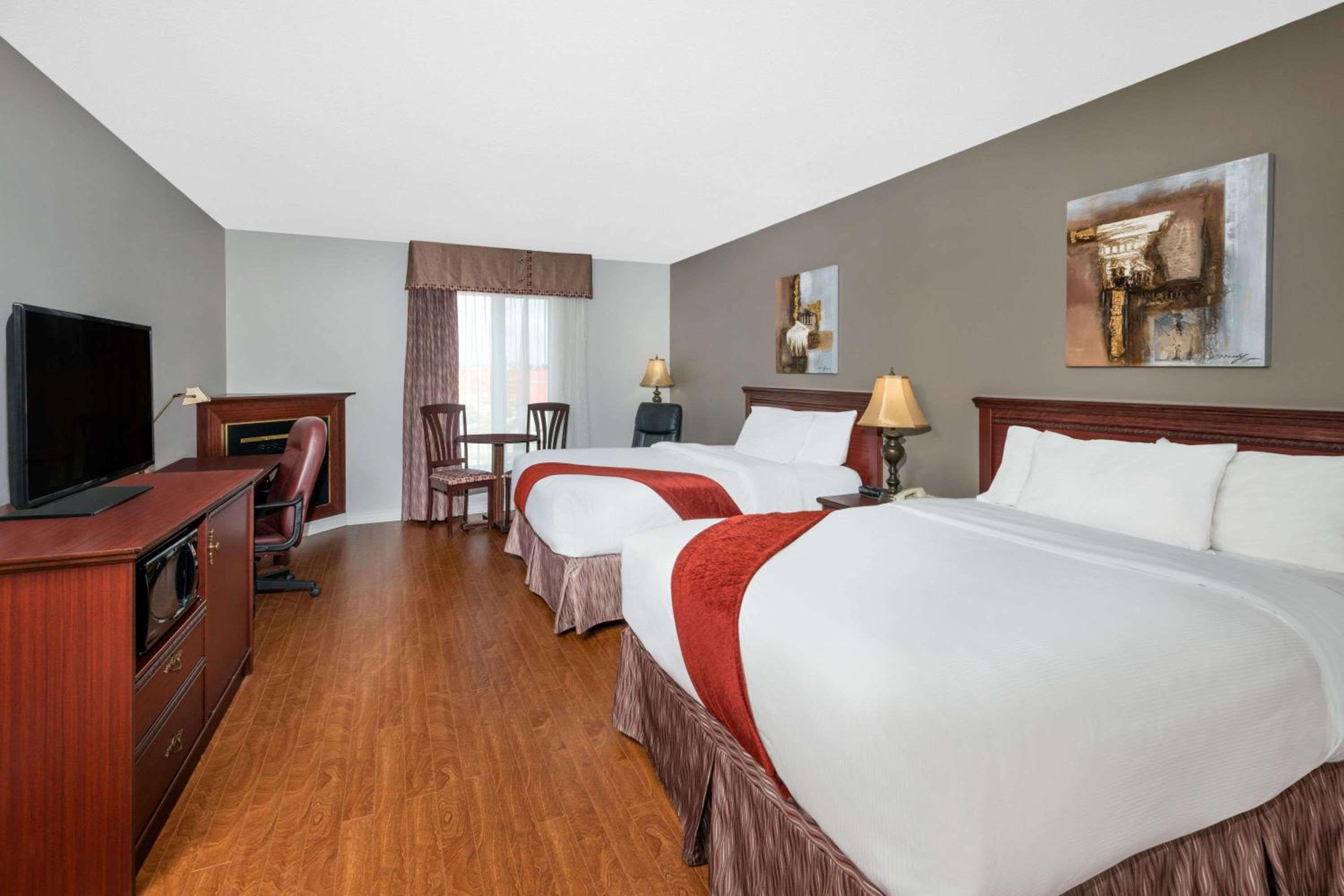Le Parc Gatineau, Tapestry Collection by Hilton
