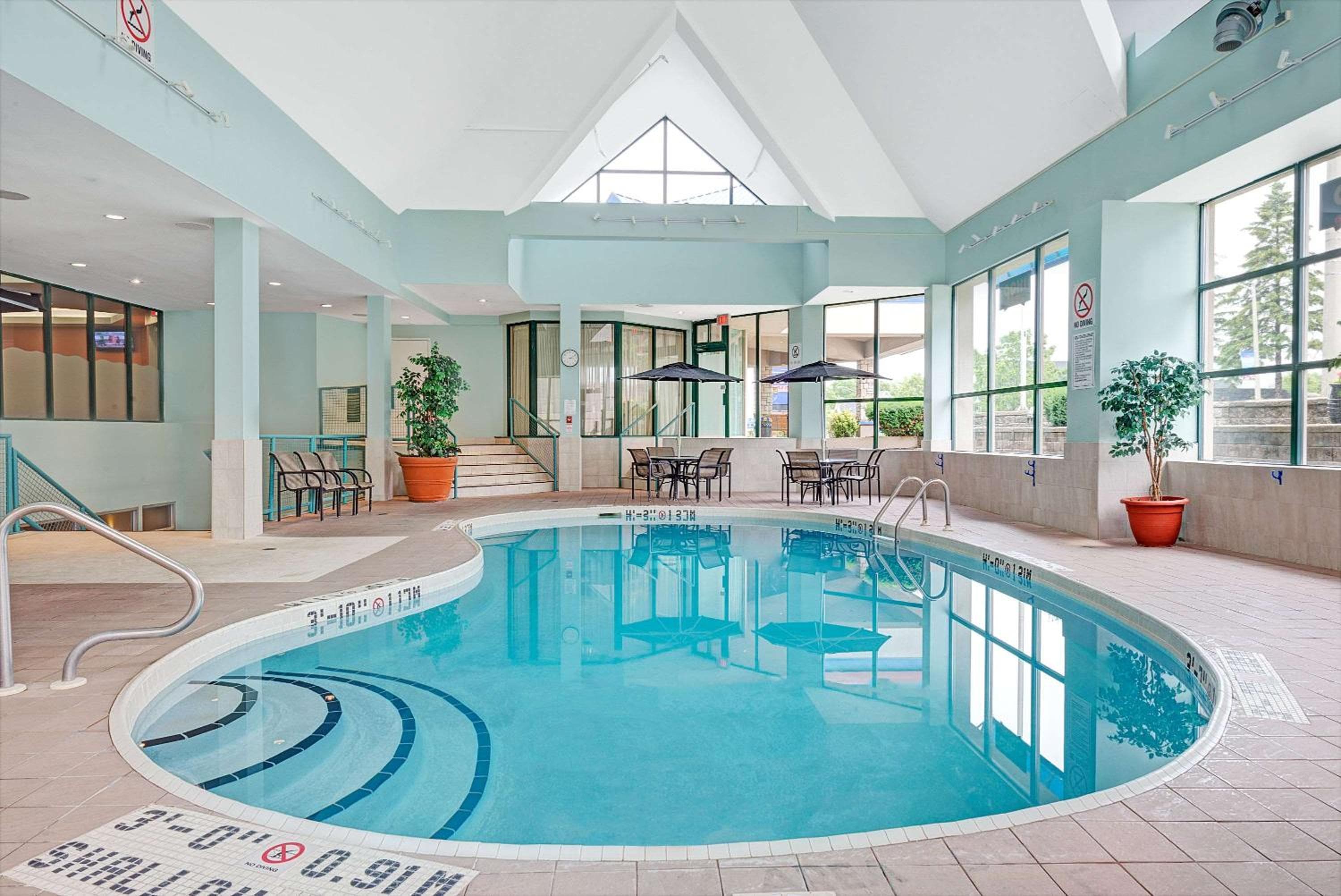 Ramada by Wyndham Niagara Falls/Fallsview