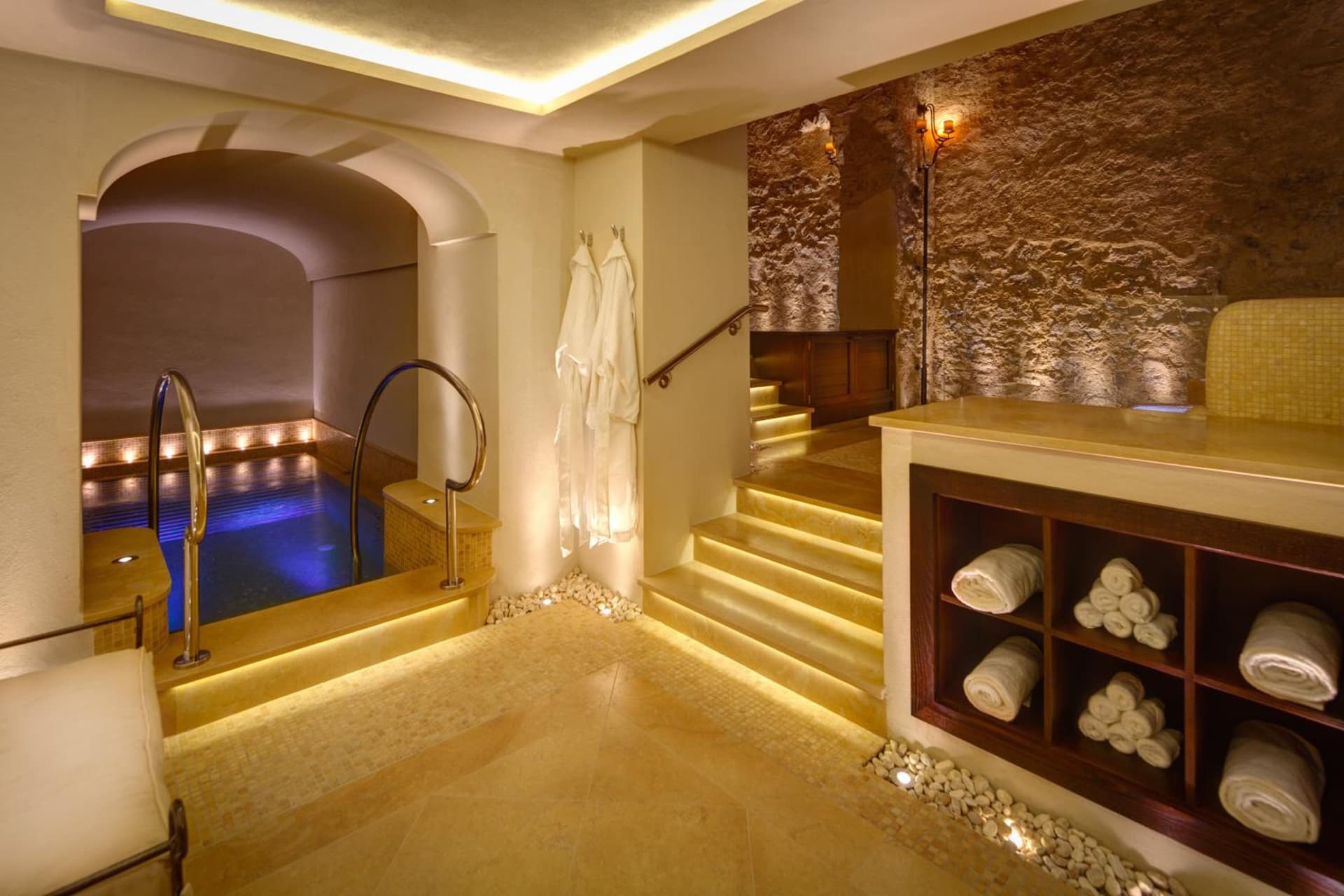 Monastero Santa Rosa Hotel & Spa