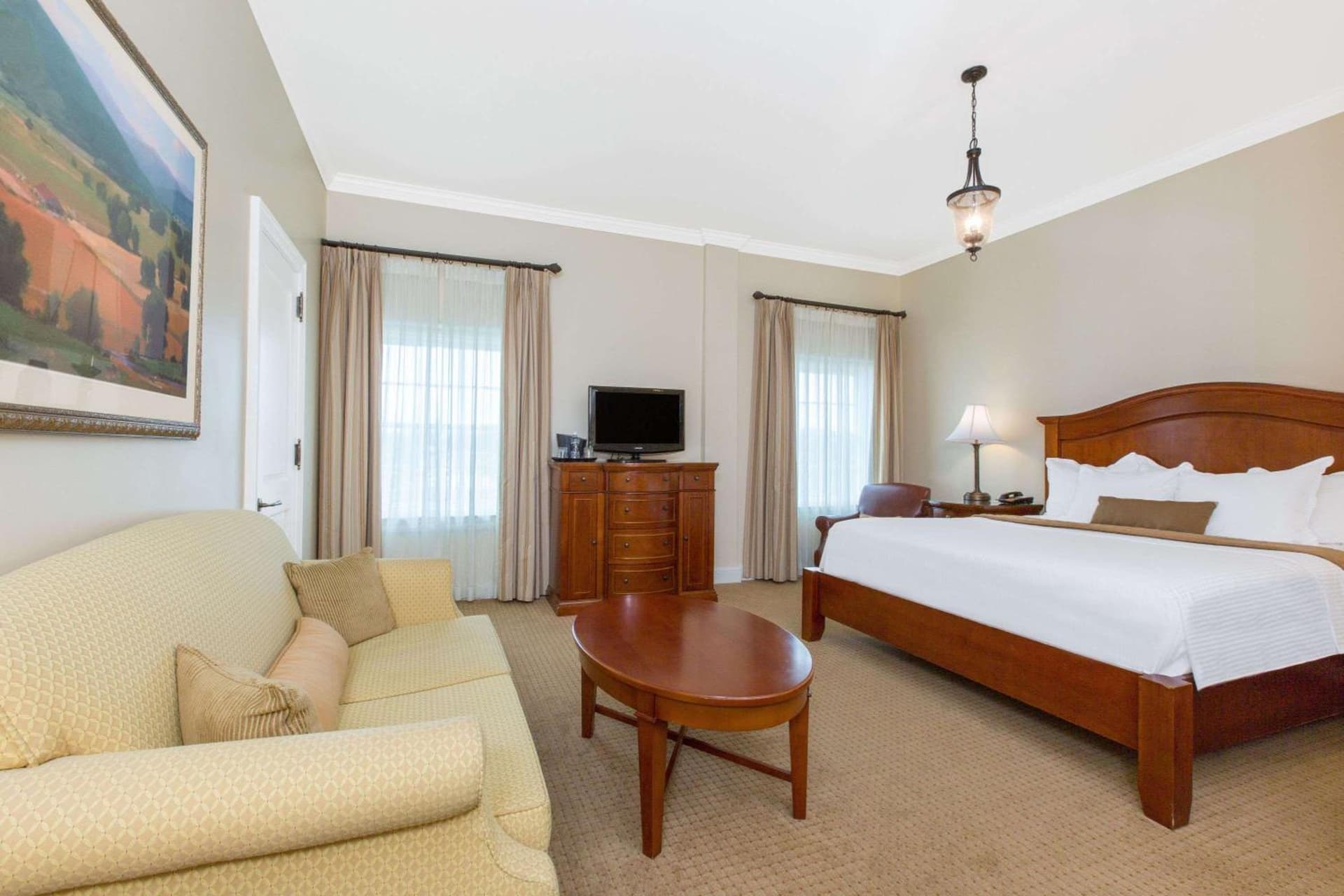 The George Washington - A Wyndham Grand Hotel