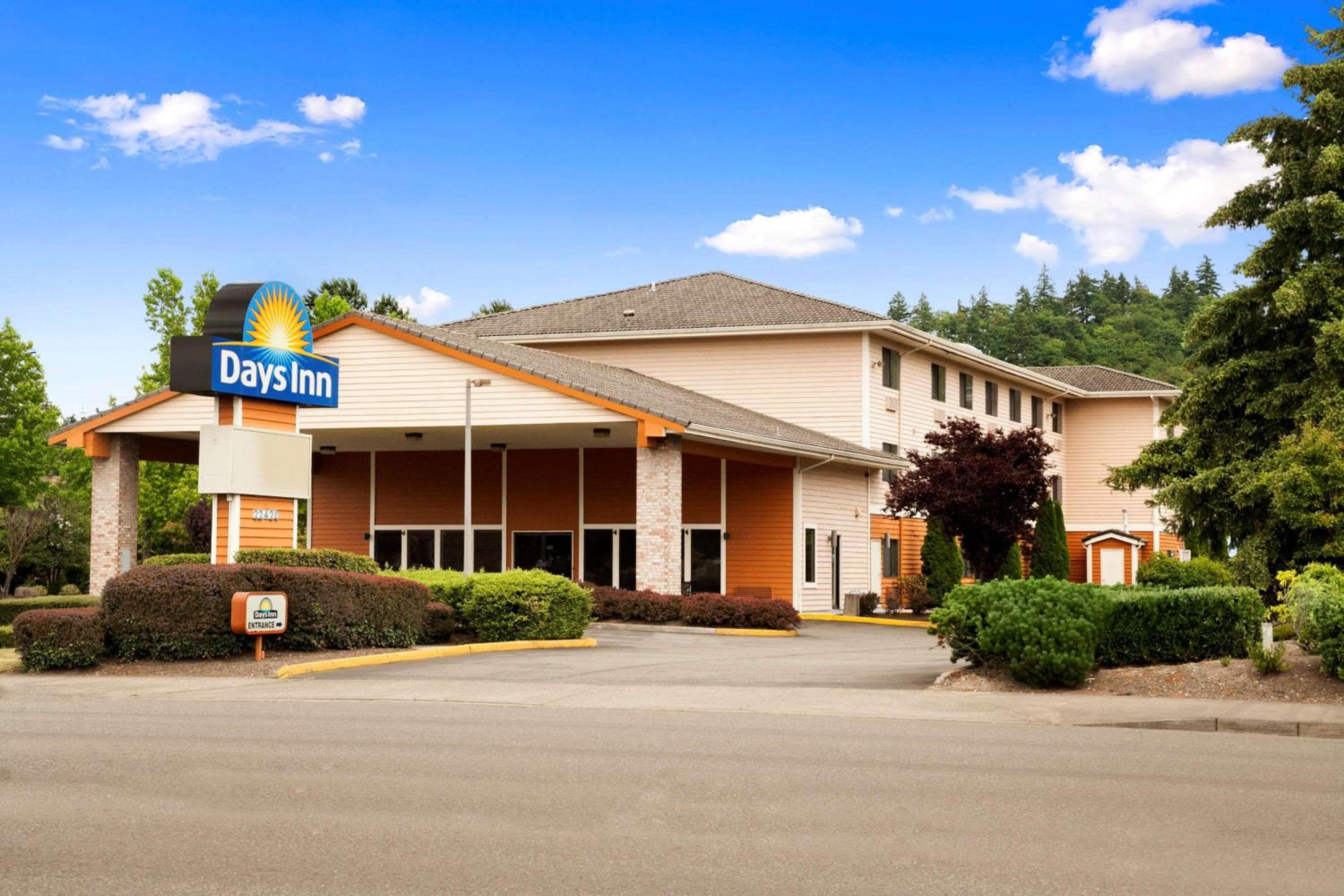 Spark by Hilton Kent Seattle