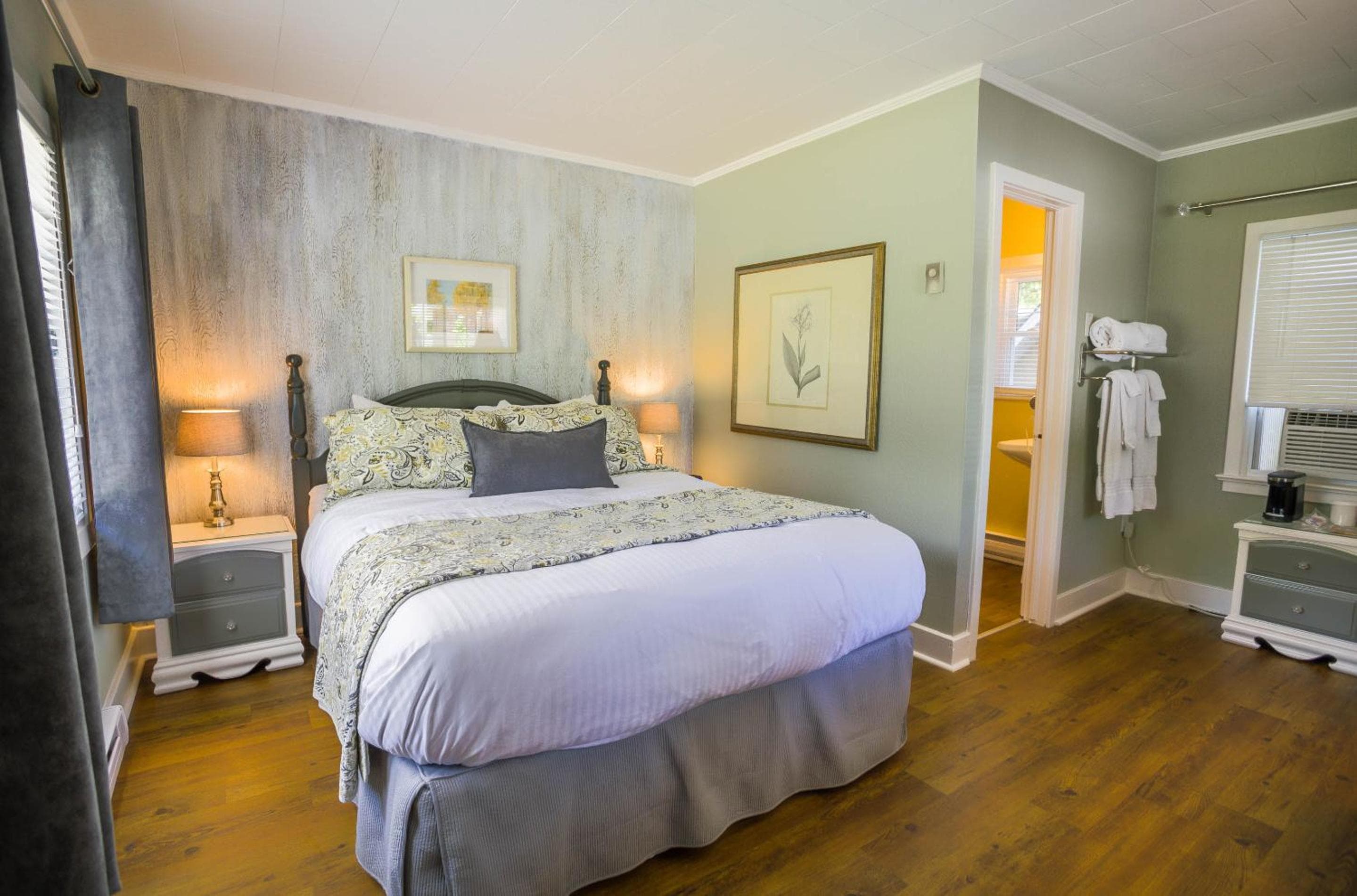 The Woodview Inn