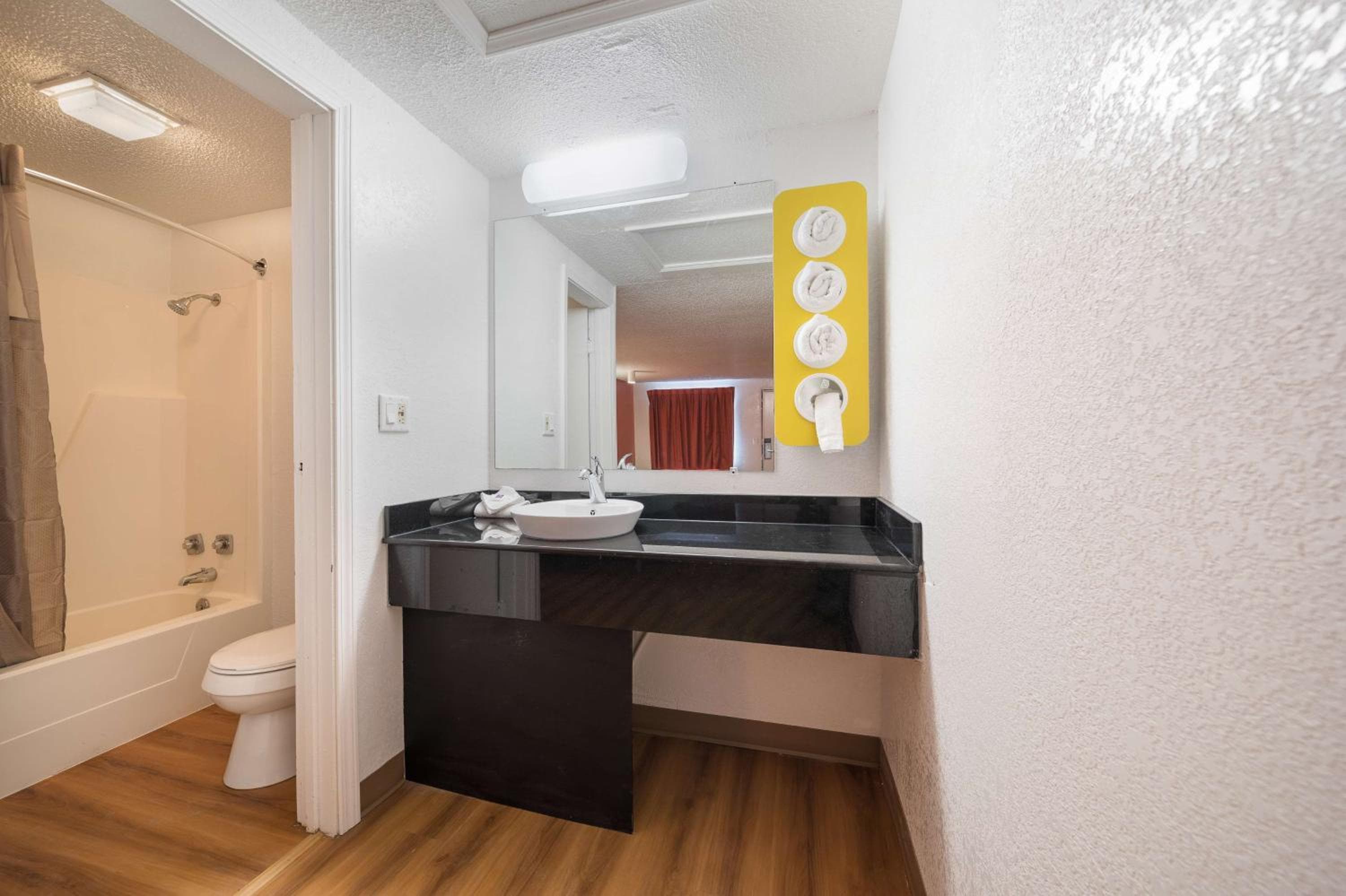 Motel 6-Hamburg, NY
