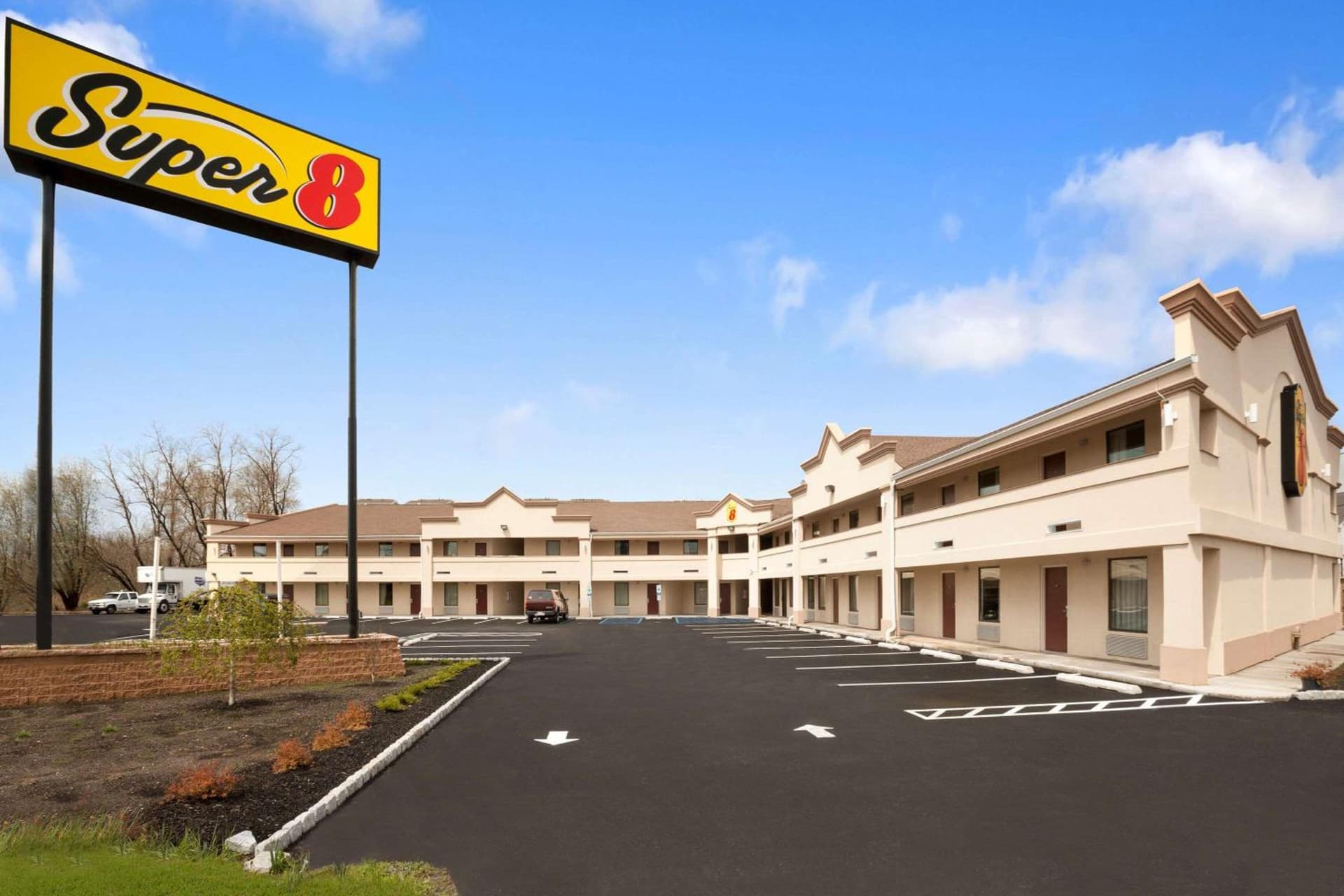 Super 8 by Wyndham Rahway/Newark