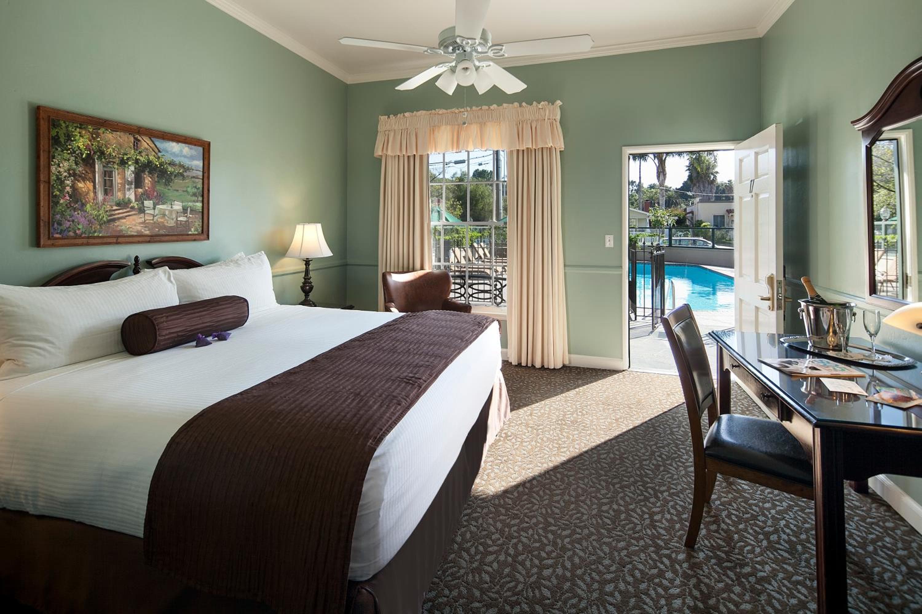 Lavender Inn by the Sea