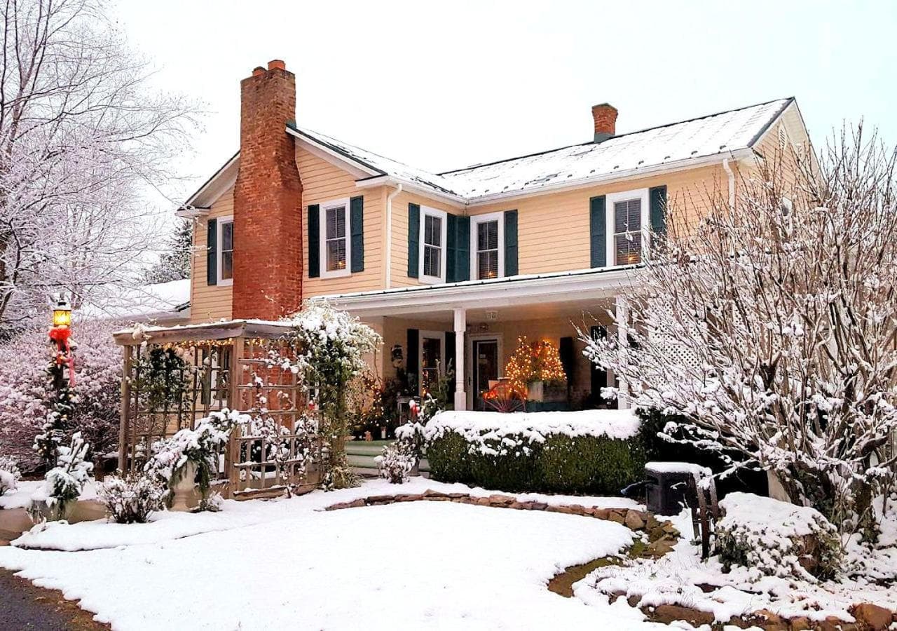 Piney Hill Cottages