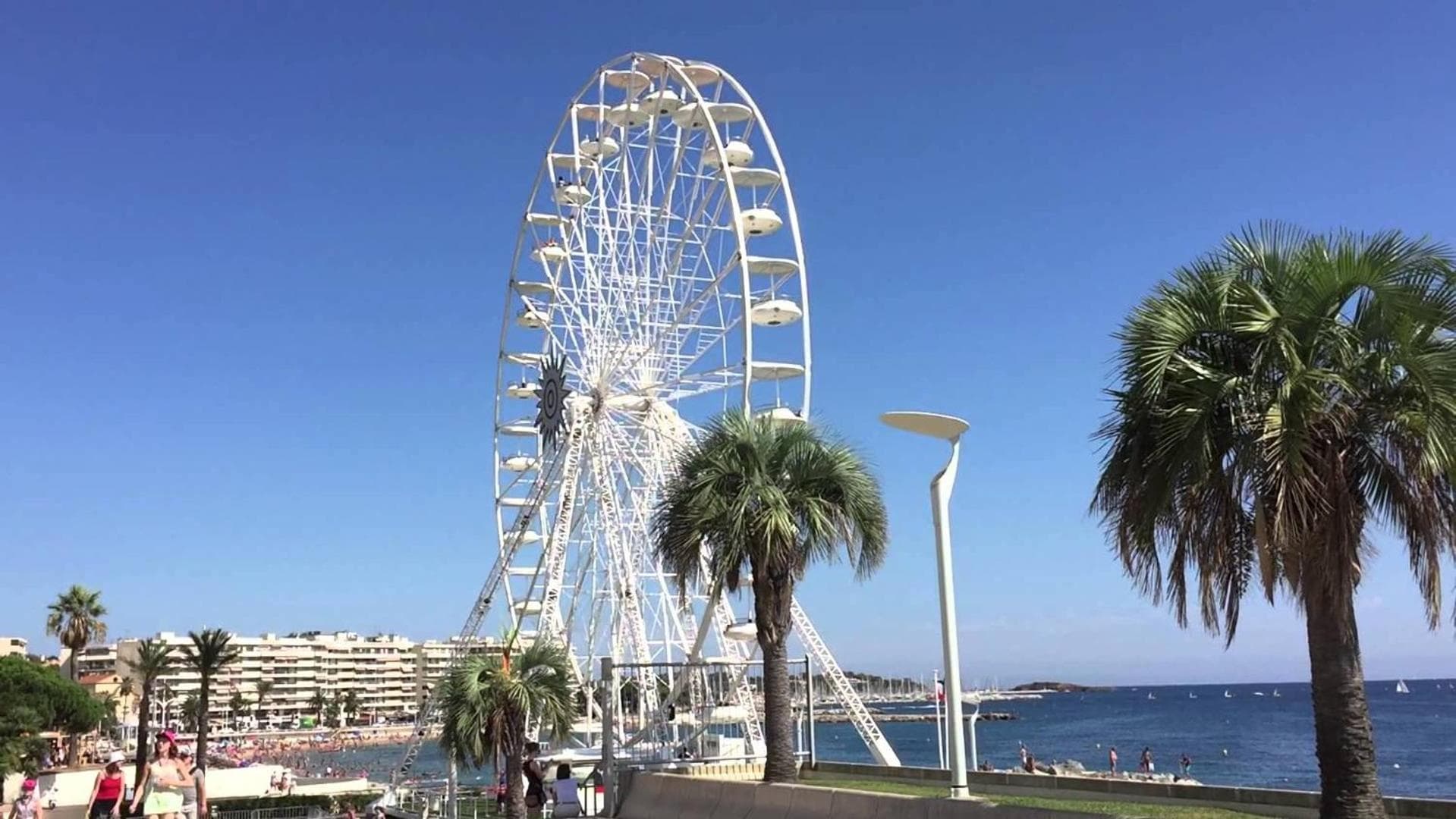 F2 chambre en duplex (calme) plein centre ville 1 min de la plage
