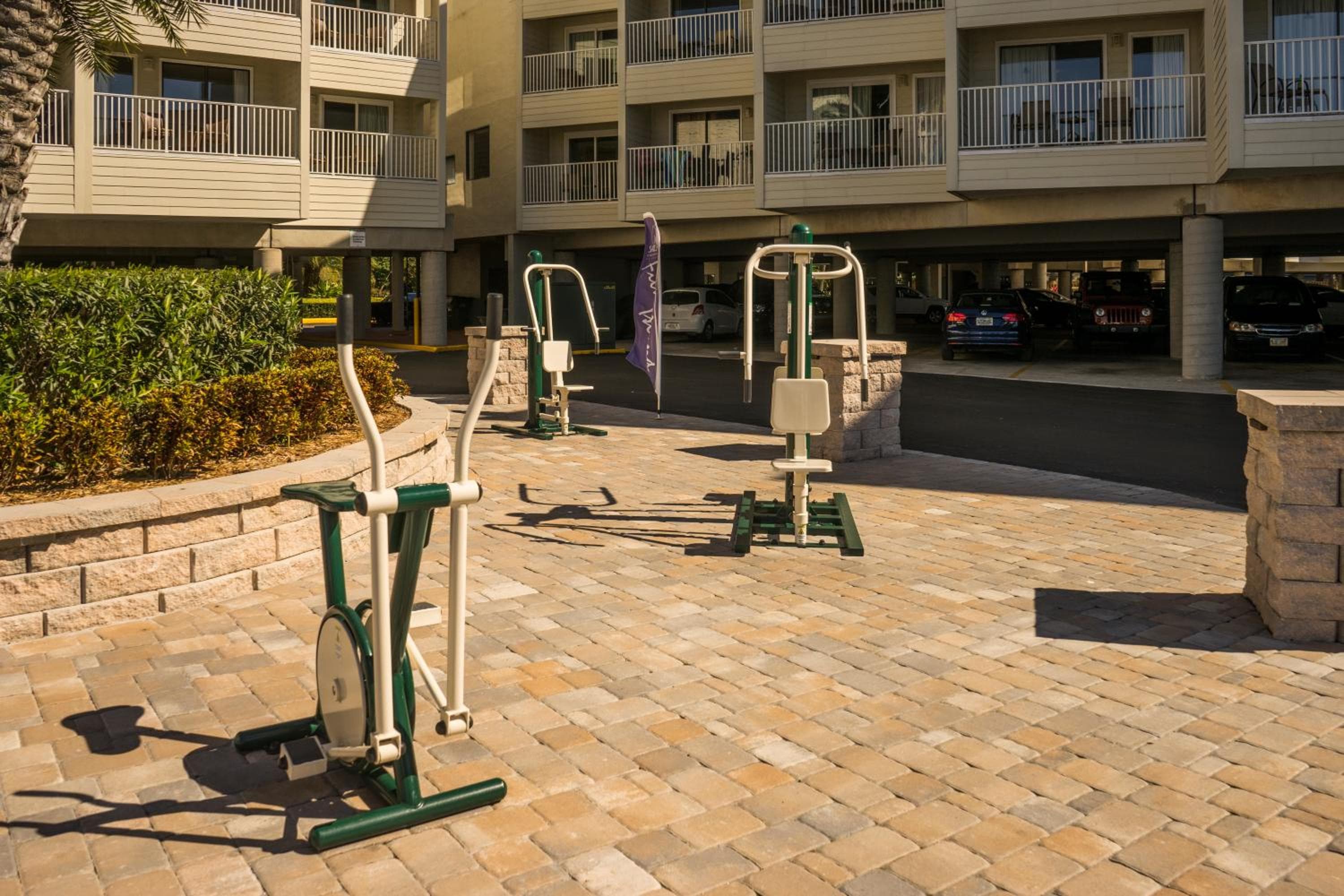 Sailport Waterfront Suites