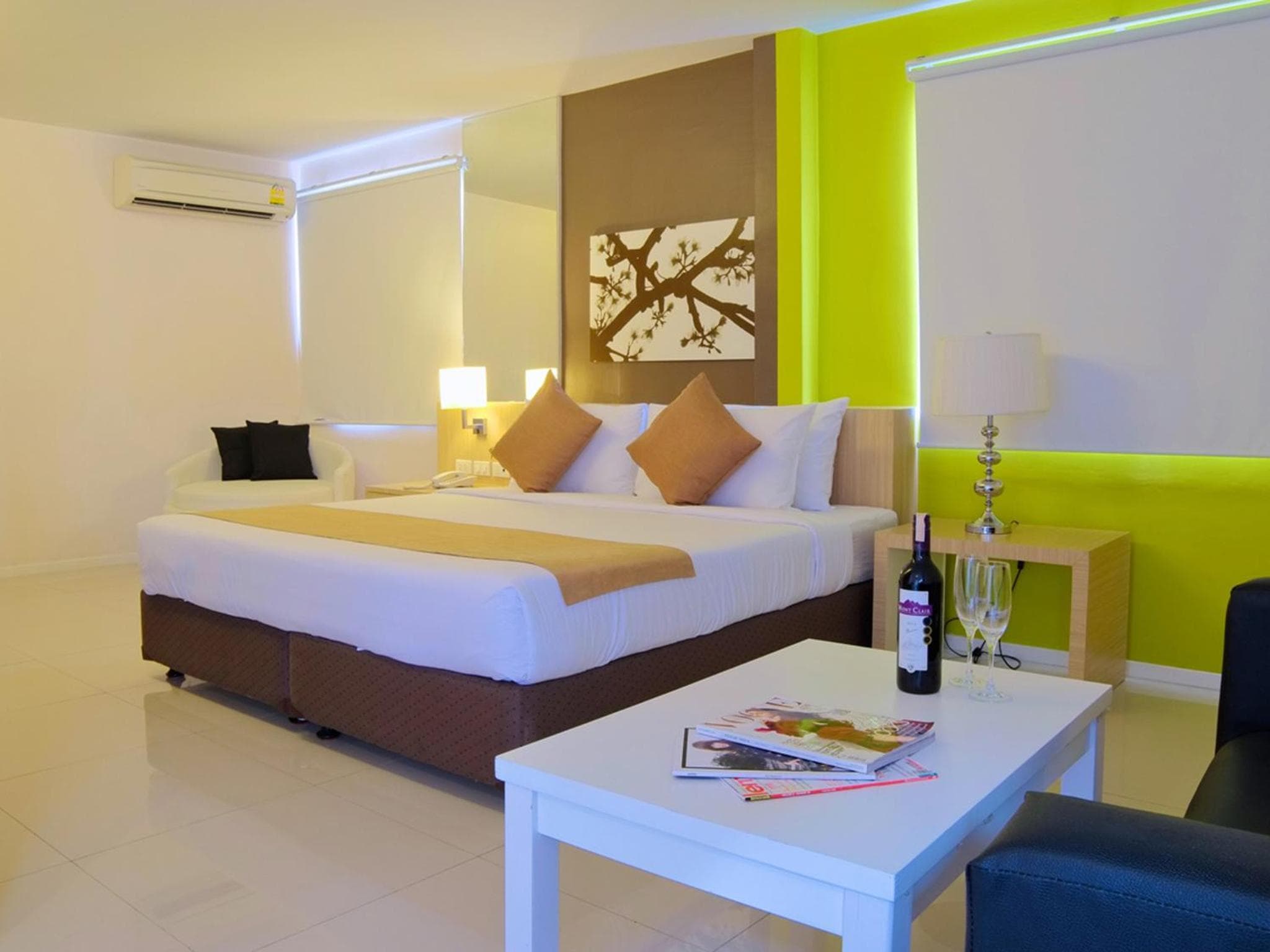 hotel room
