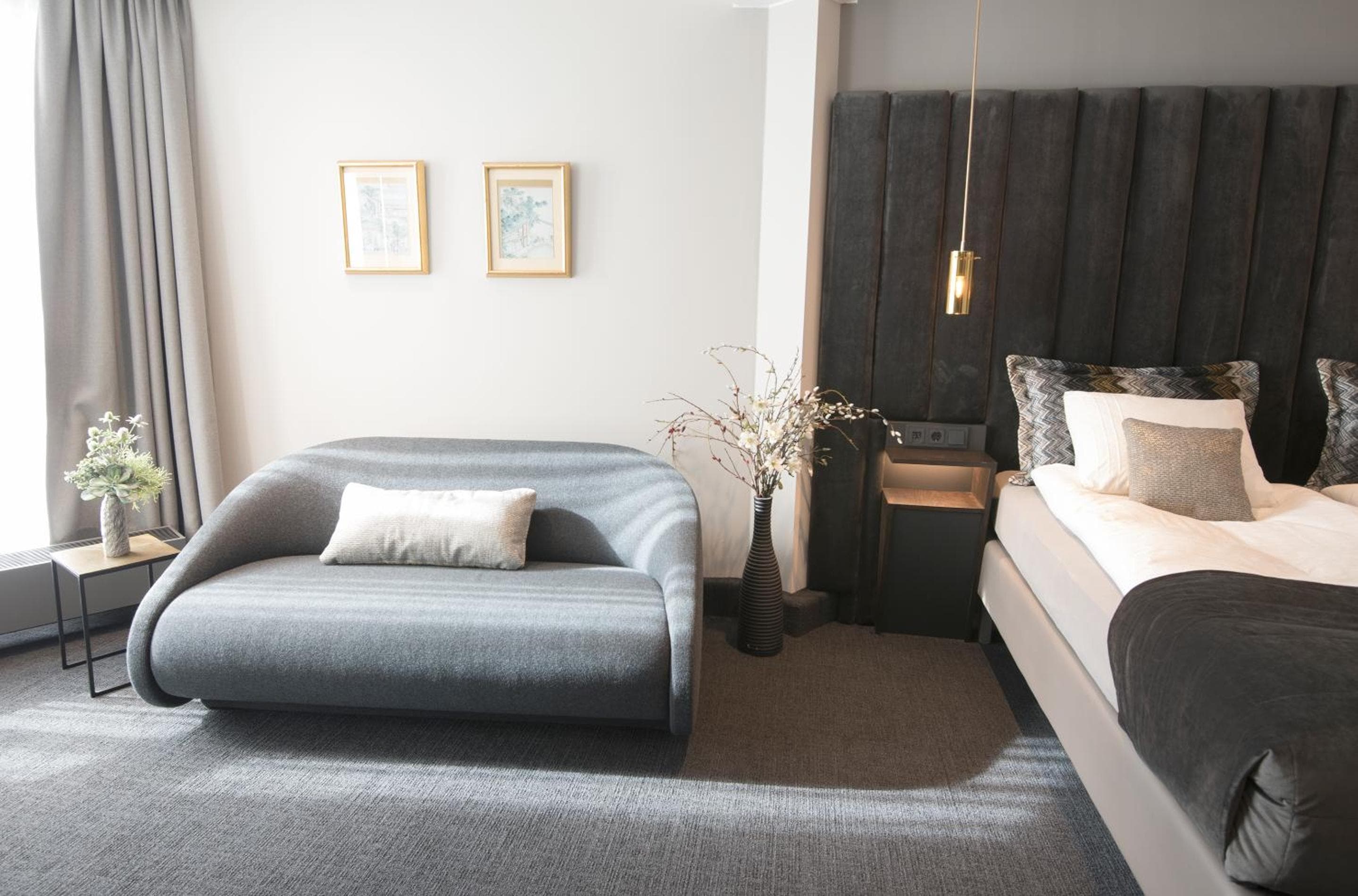 B14 Apartments & Rooms