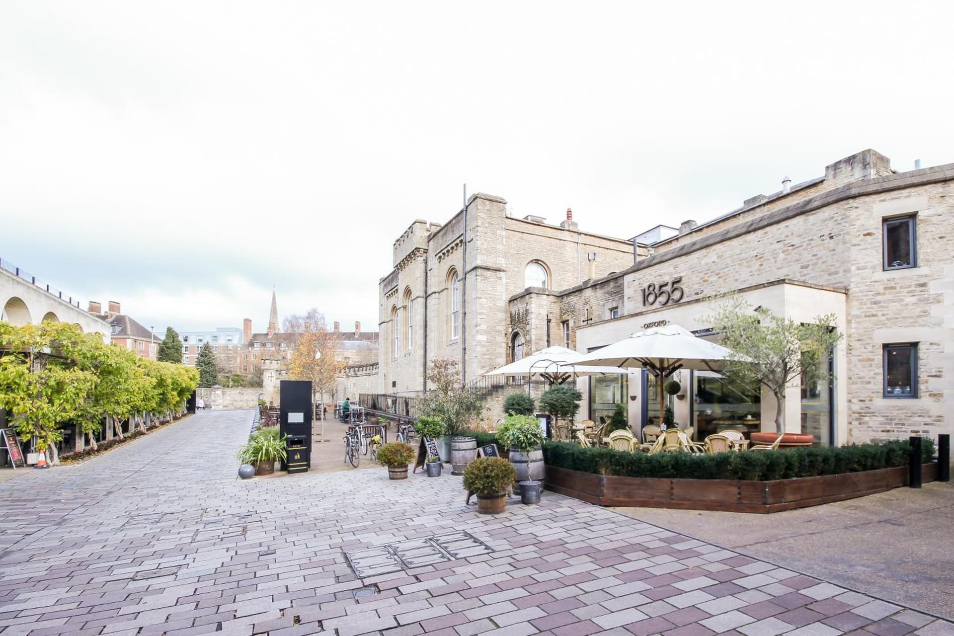 Oxfordshire Living - The Alice Apartment - Oxford