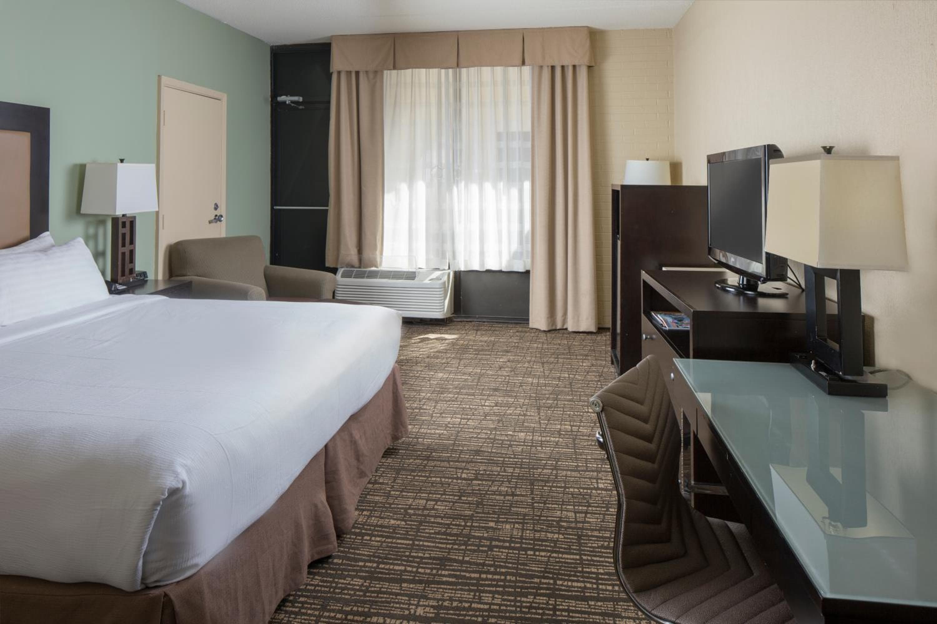 Holiday Inn Resort Galveston - On The Beach by IHG
